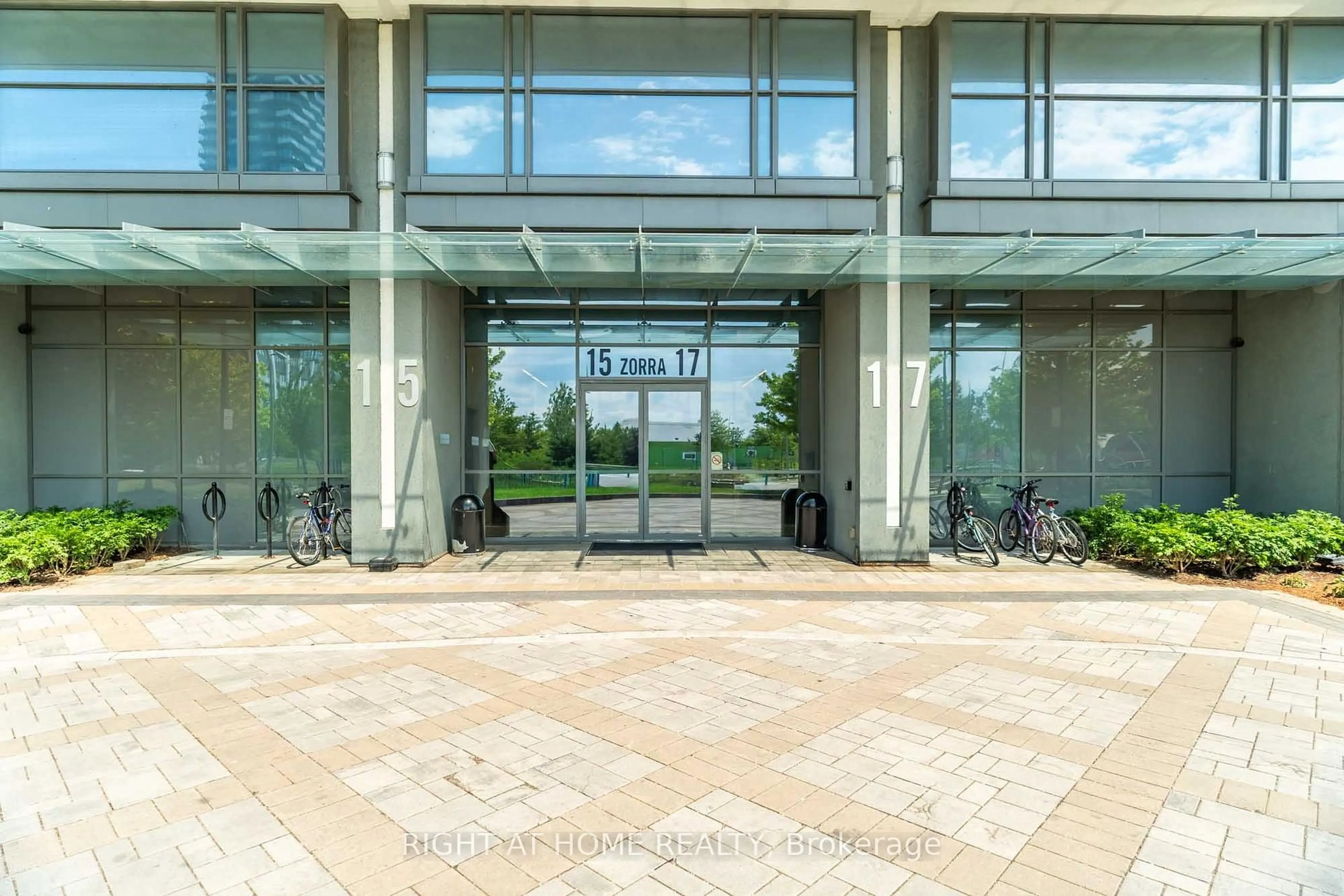 Unknown for 15 Zorra St #901, Toronto Ontario M8Z 0C1