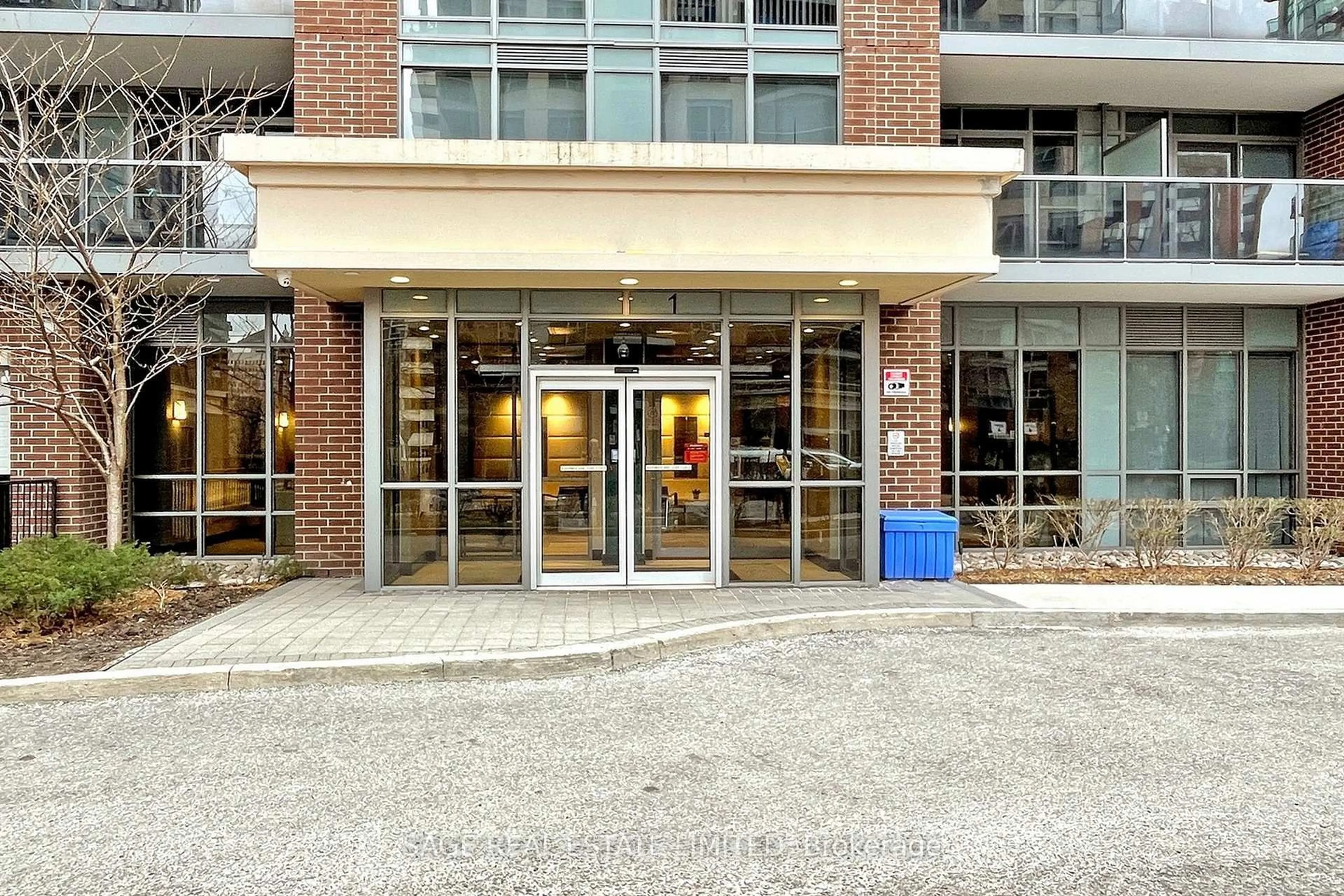 Indoor foyer for 1 Michael Power Pl #605, Toronto Ontario M9A 0A1