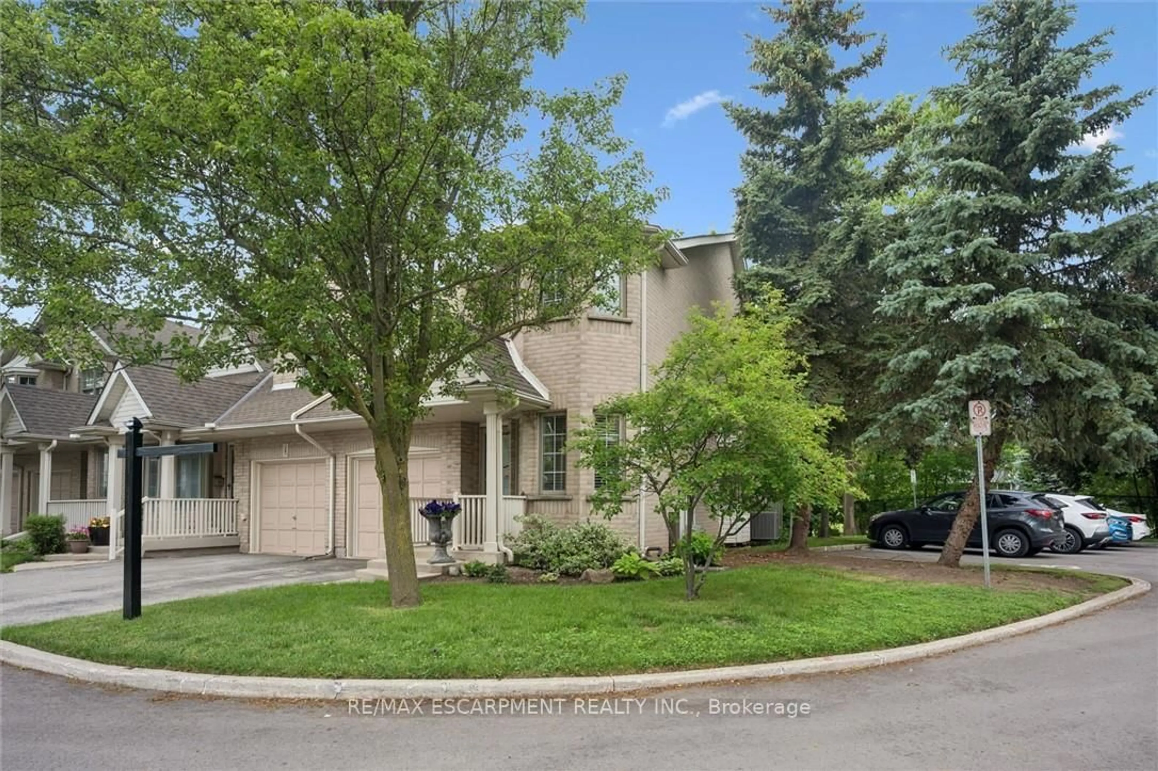 Unknown for 3243 New St #5, Burlington Ontario L7N 1M9