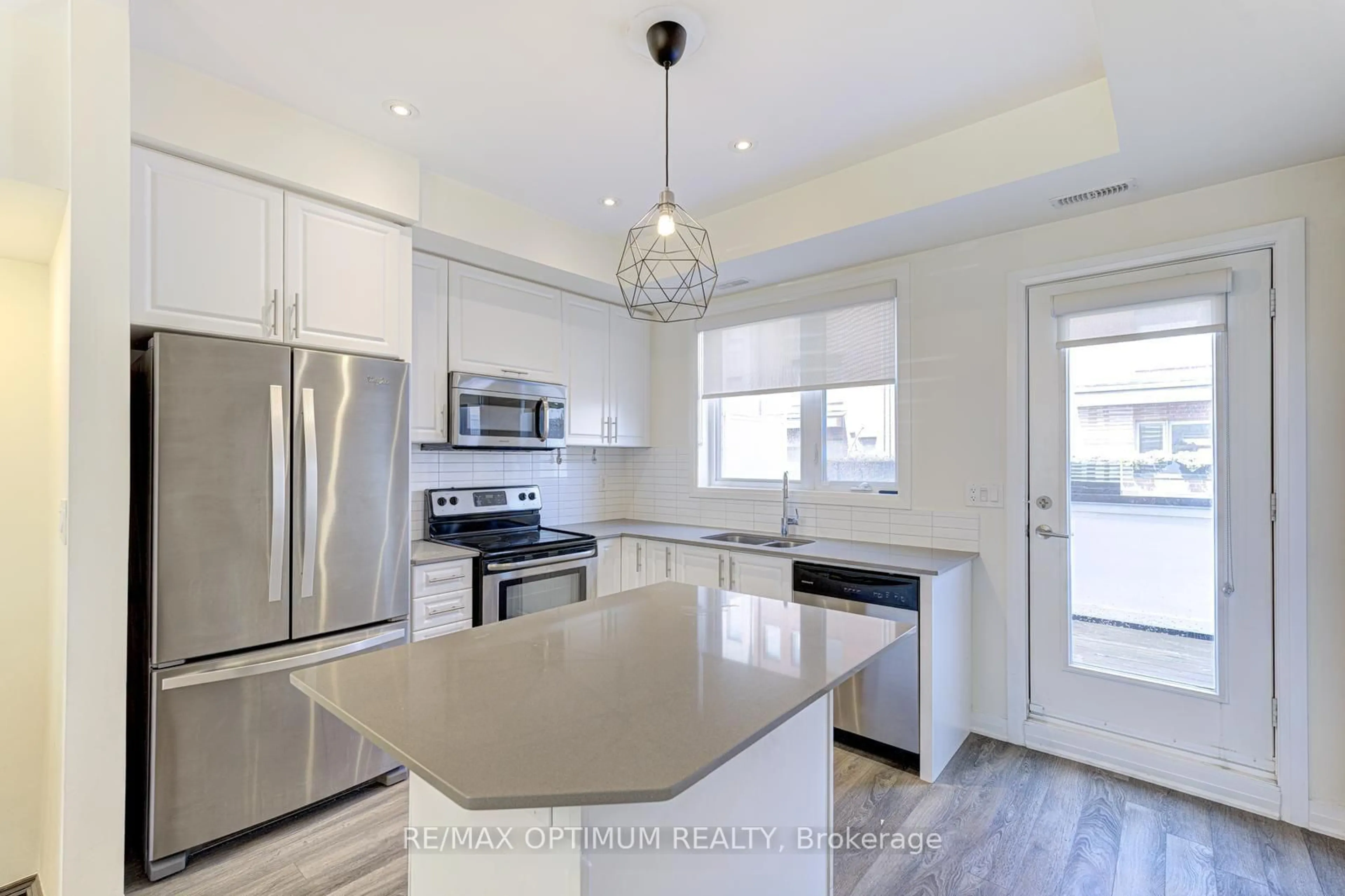 Open concept kitchen, unknown for 44 Sarah Jackson Cres, Toronto Ontario M3K 0B6