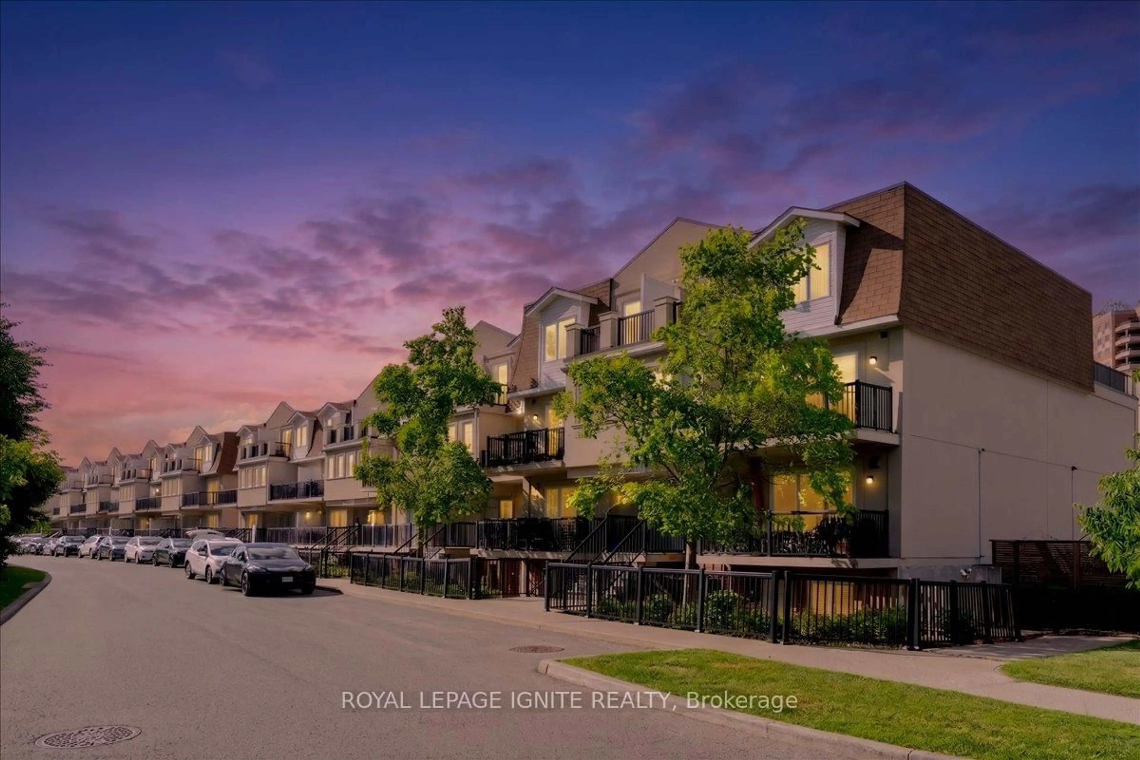 A pic from outside/outdoor area/front of a property/back of a property/a pic from drone, street for 3035 Finch Ave Ave #1004, Toronto Ontario M9M 0A2