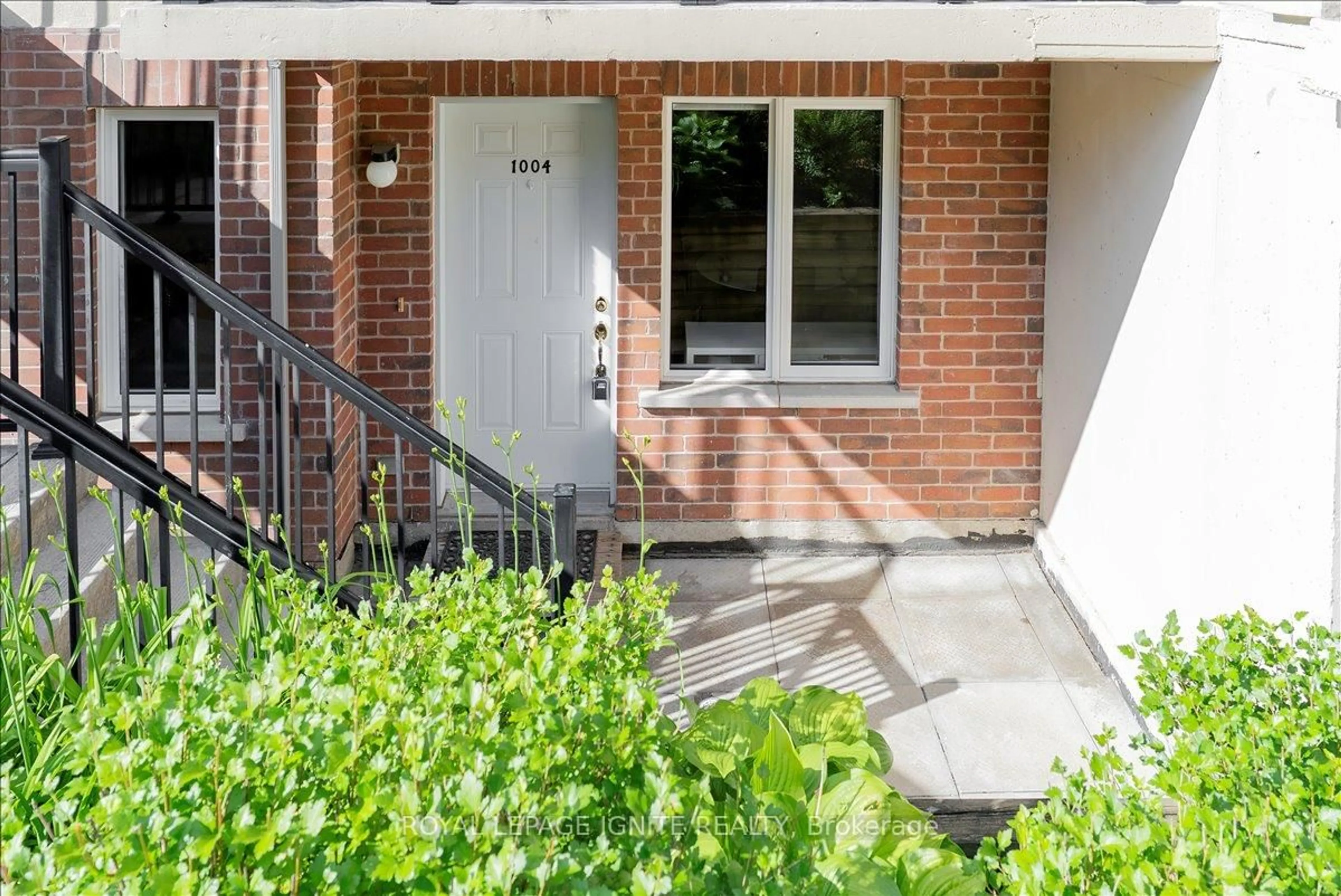 Home with brick exterior material, street for 3035 Finch Ave Ave #1004, Toronto Ontario M9M 0A2