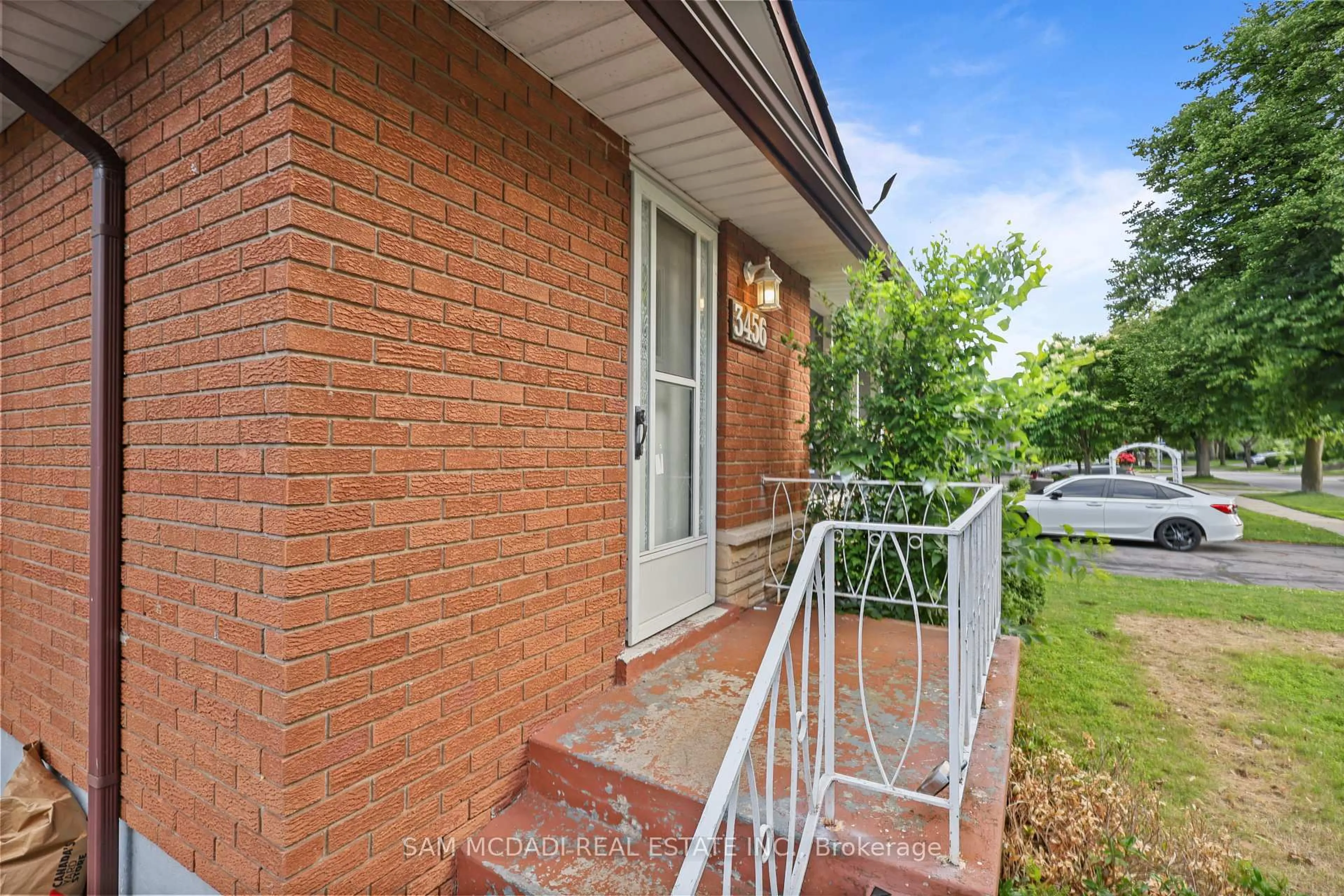 Home with brick exterior material, street for 3456 Rexway Dr, Burlington Ontario L7N 2L6