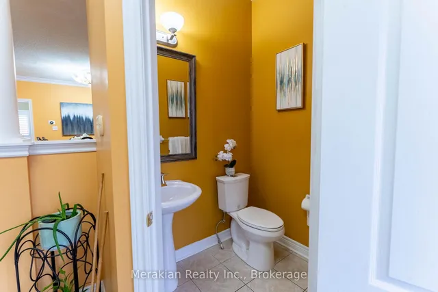 64 Executive Crt, Brampton 5