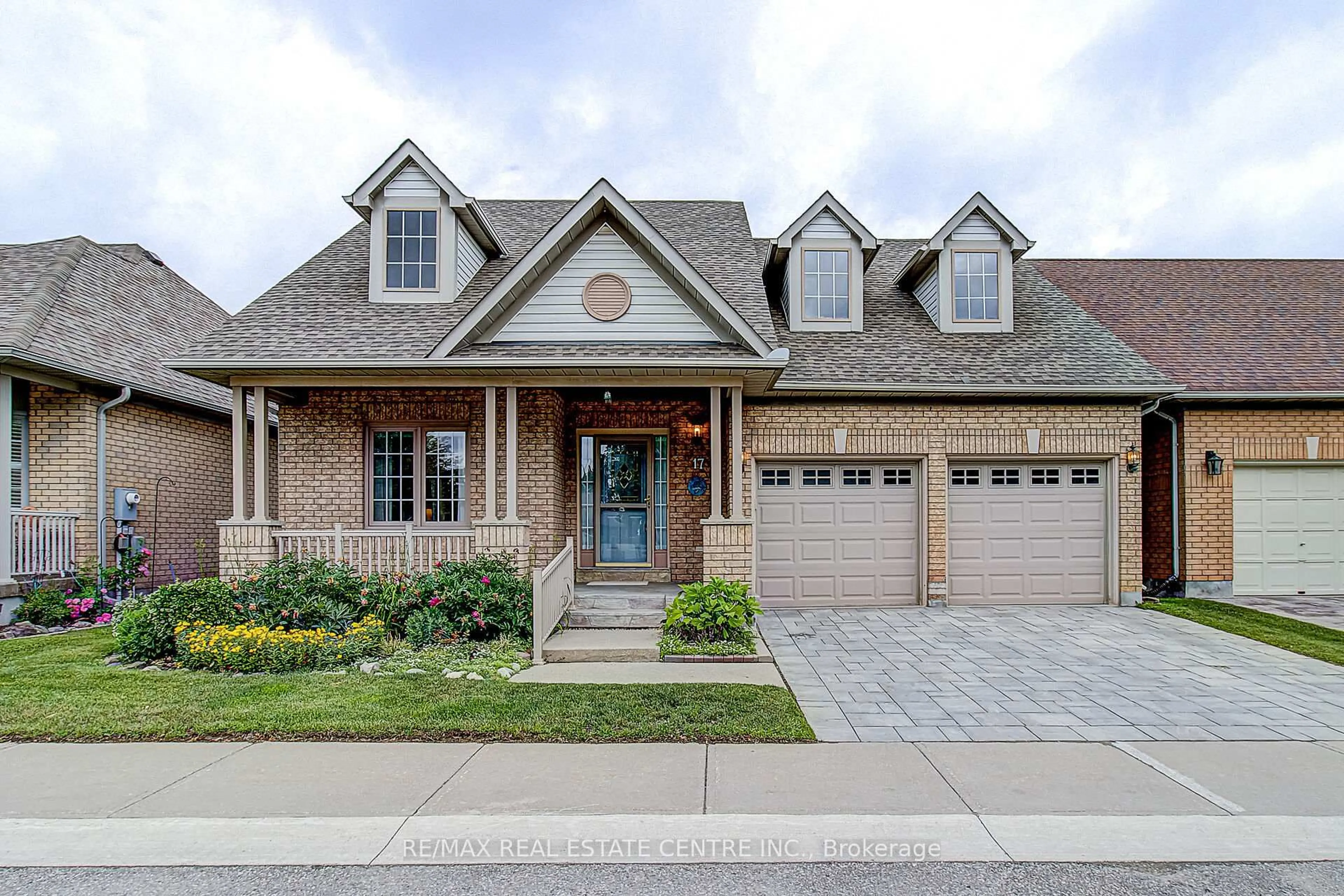 Home with brick exterior material, street for 17 Golf Links Dr, Brampton Ontario L6R 1W5