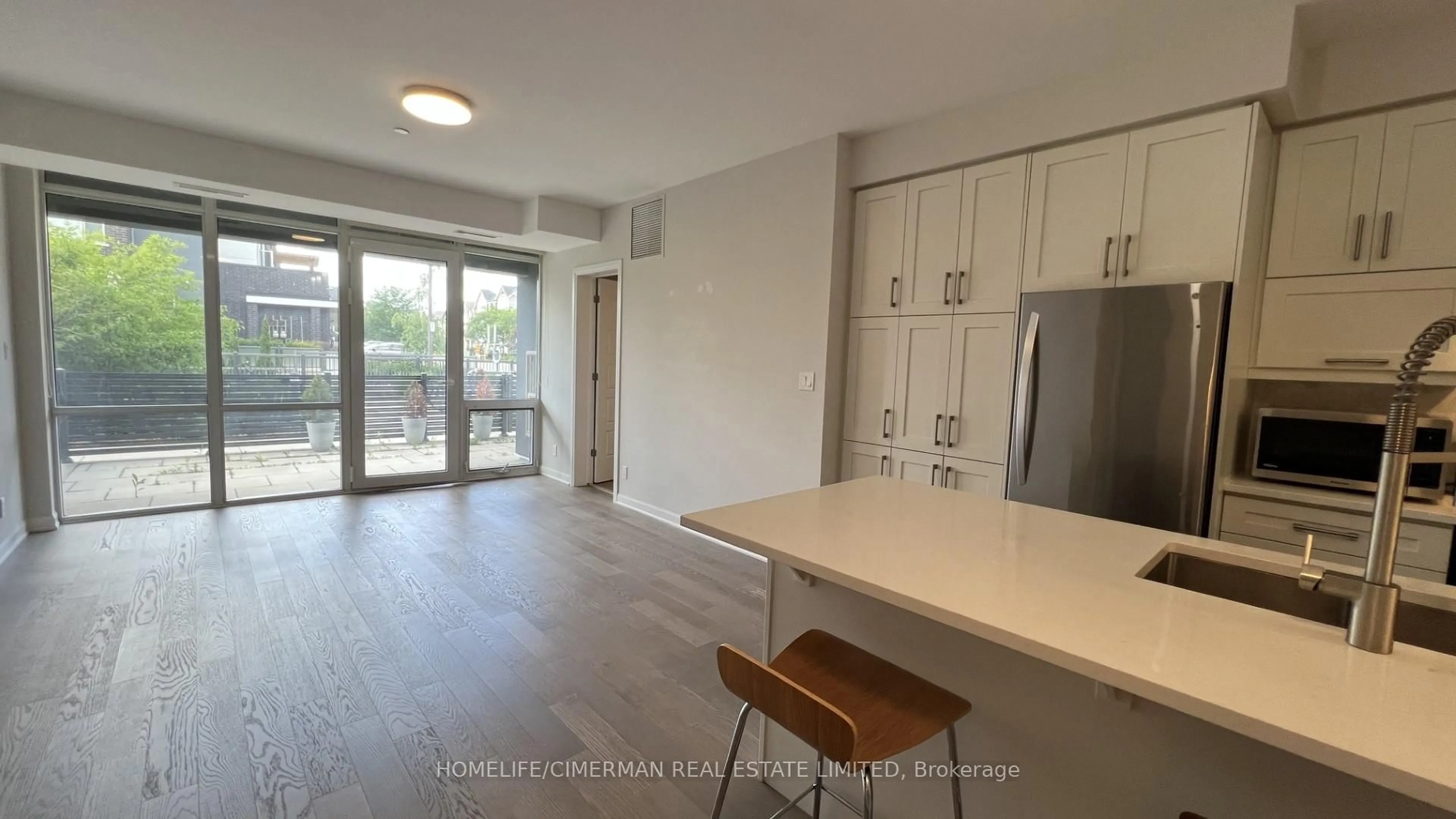 Unknown for 3028 Creekshore Common #113, Oakville Ontario L5M 5K6