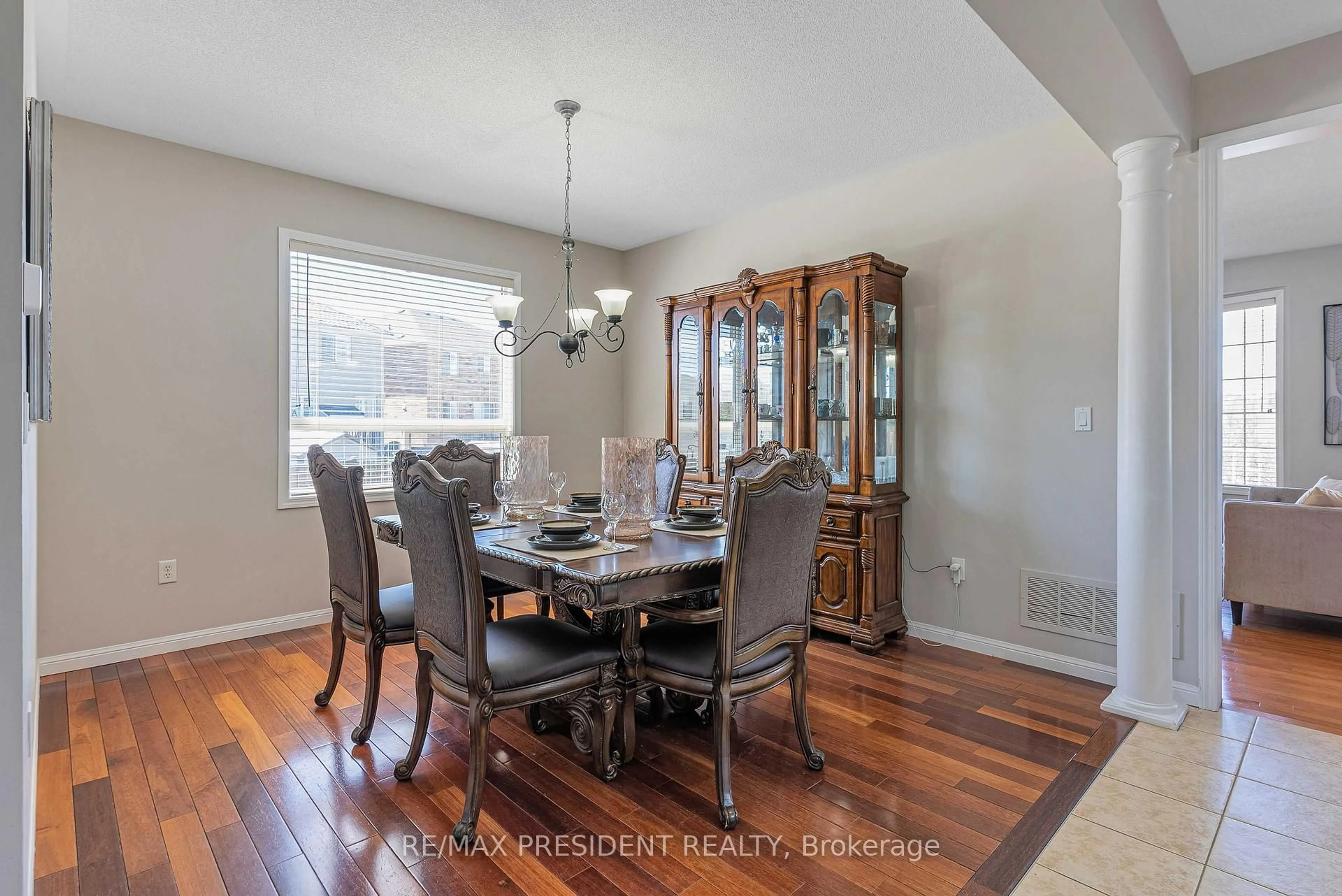 Dining room, wood/laminate floor for 151 Herdwick St, Brampton Ontario L6S 0A7