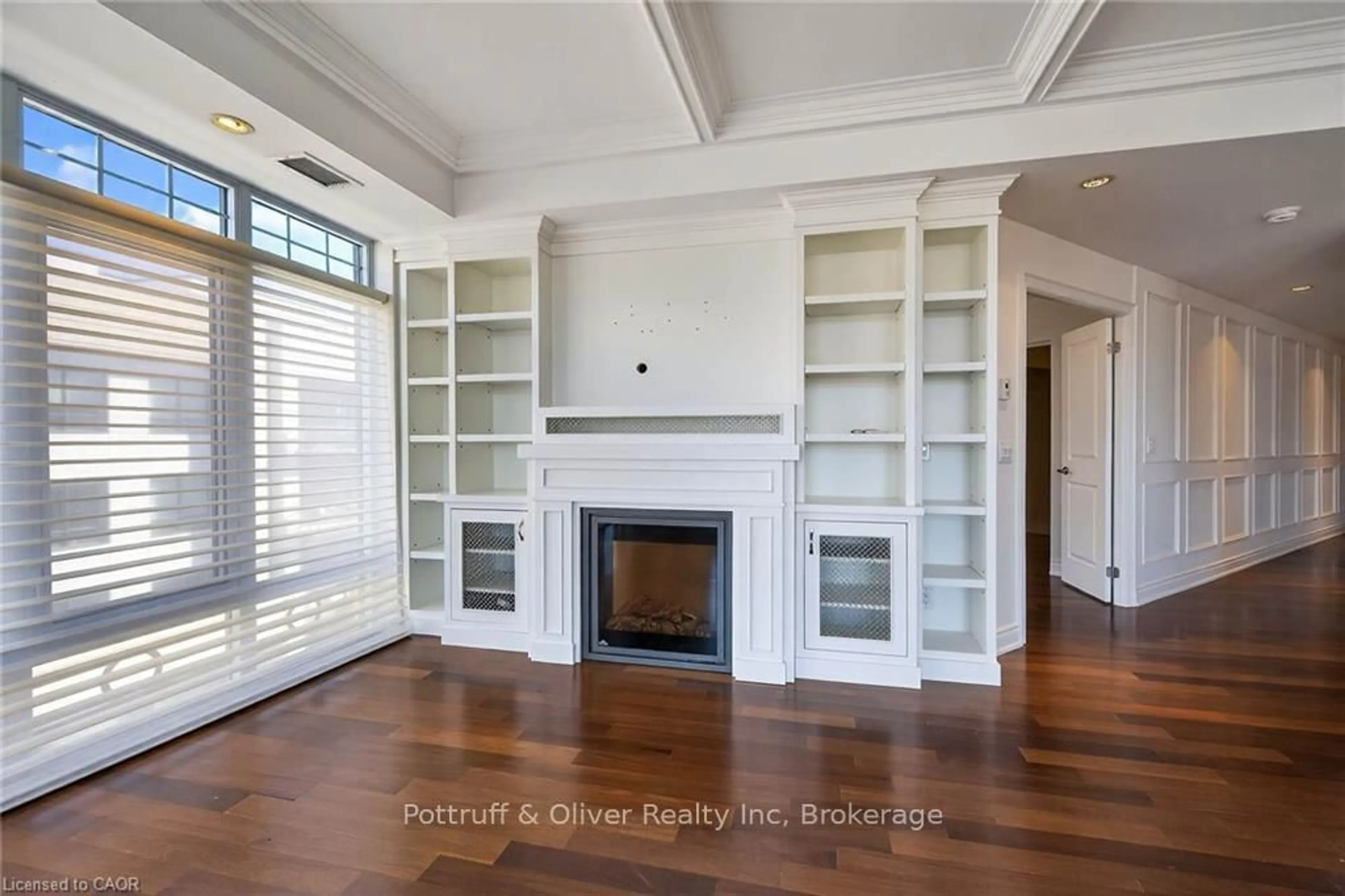 Unknown for 205 Lakeshore Rd #409, Oakville Ontario L6K 0H8