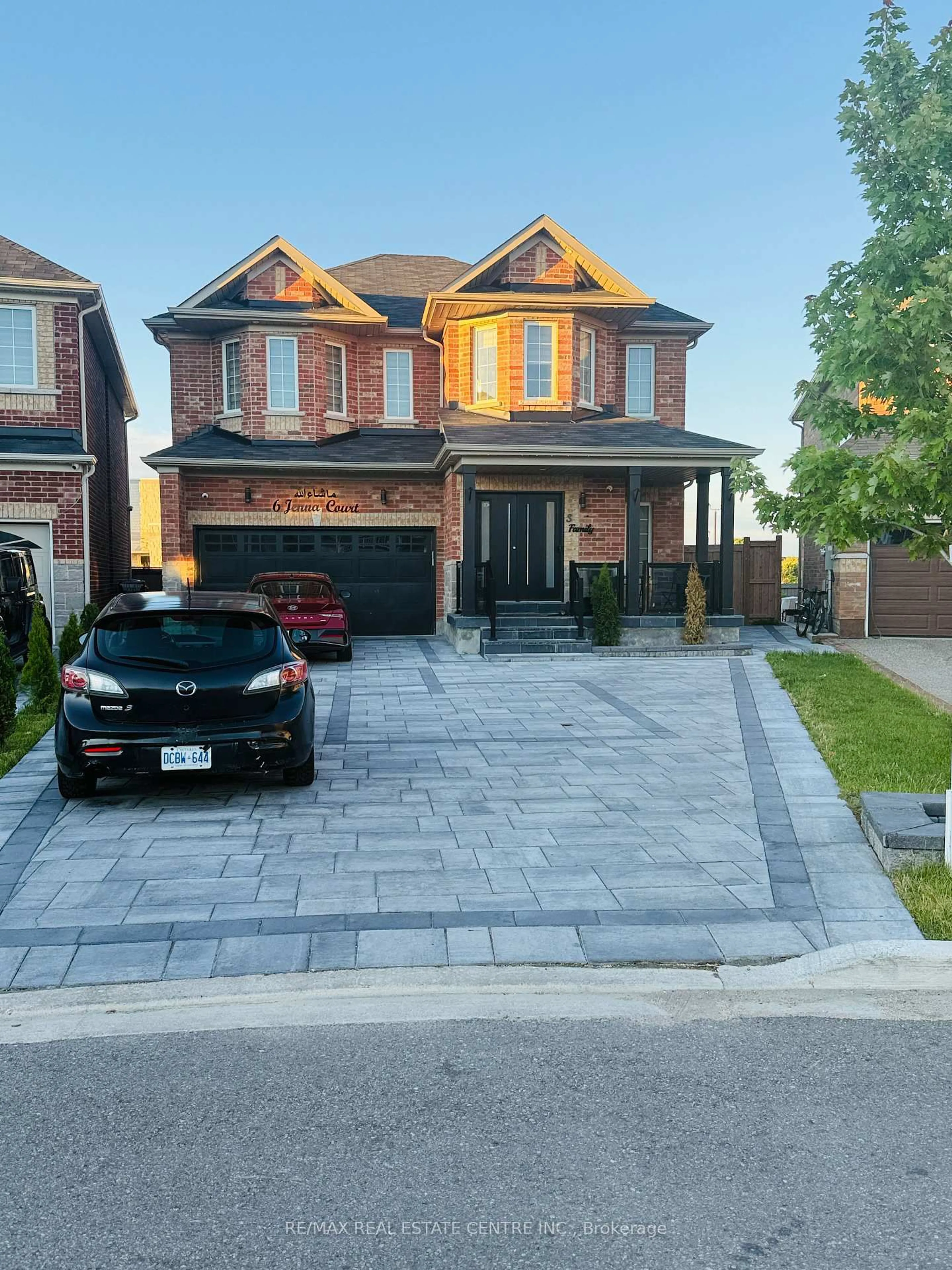 Home with brick exterior material, street for 6 JENNA Crt, Brampton Ontario L6W 3W8