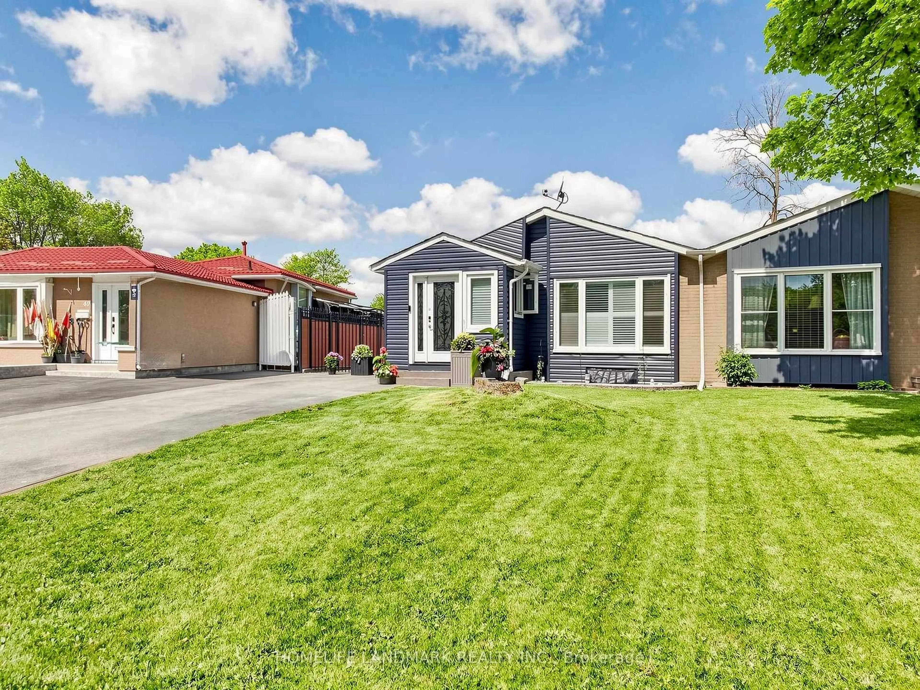 Unknown for 42 Glenmore Cres, Brampton Ontario L6S 1H8