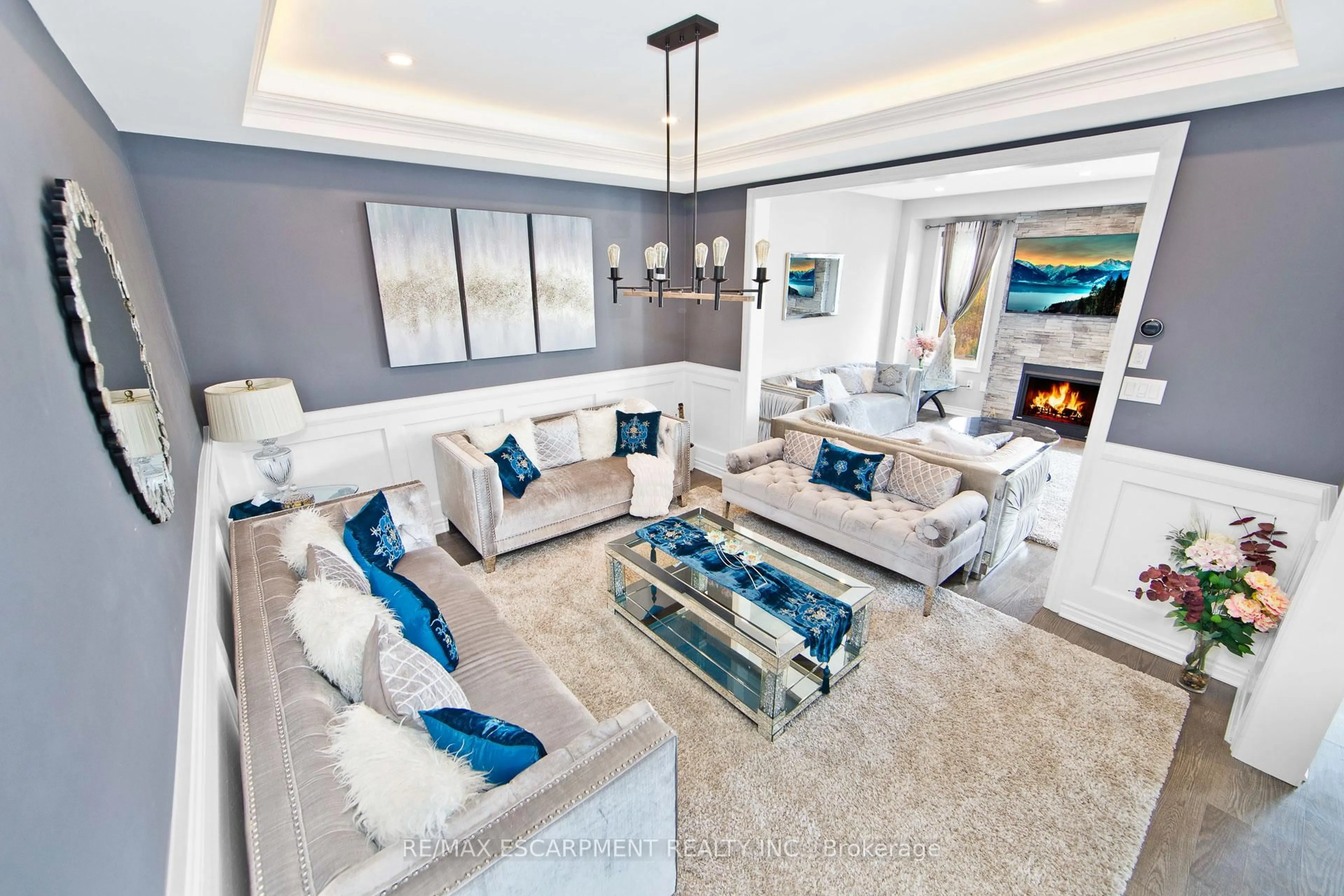 Living room with furniture, unknown for 307 Hinton Terr, Milton Ontario L9E 1C8