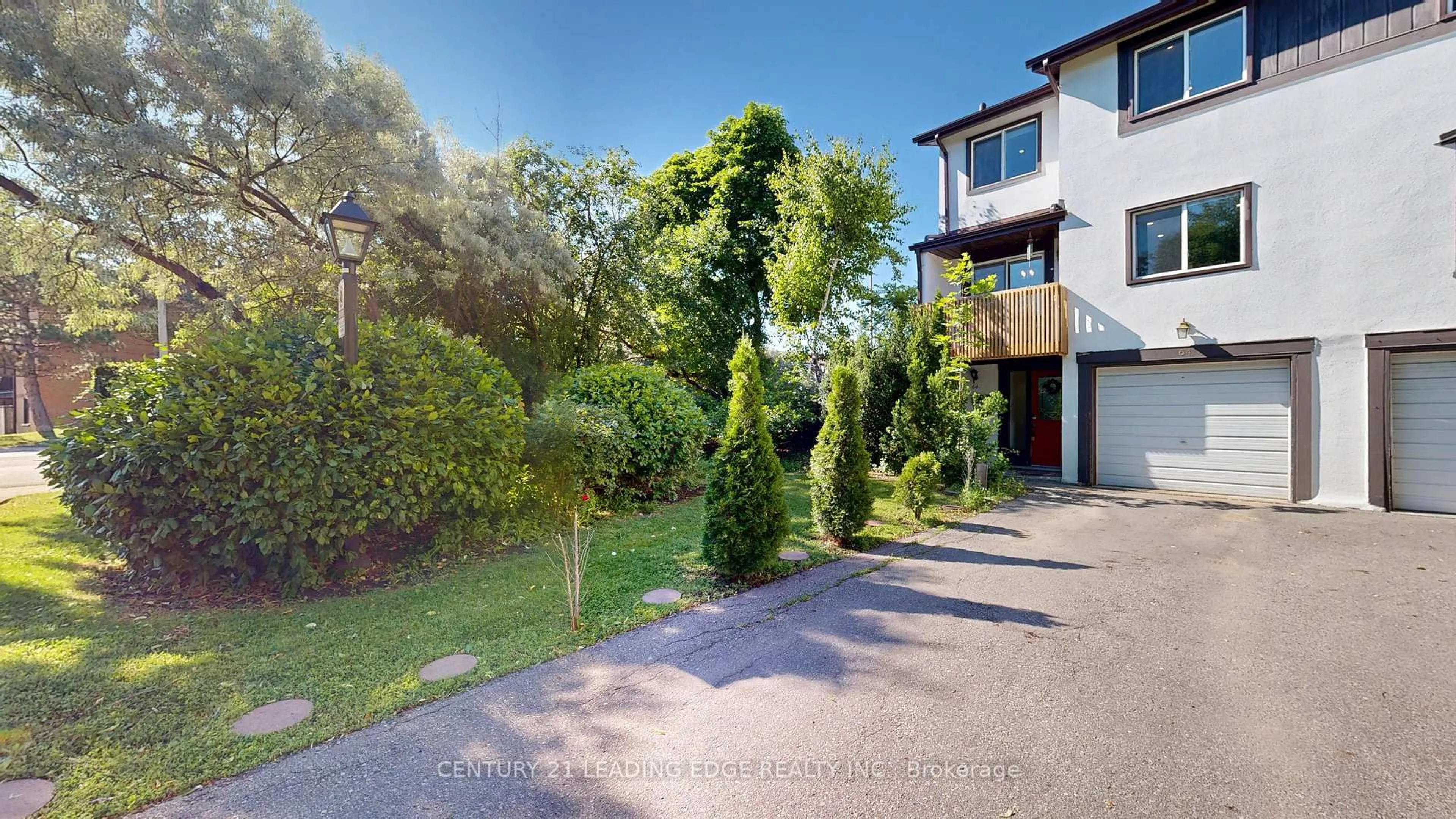 A pic from outside/outdoor area/front of a property/back of a property/a pic from drone, street for 2651 Aquitaine Ave #64, Mississauga Ontario L5N 1V5