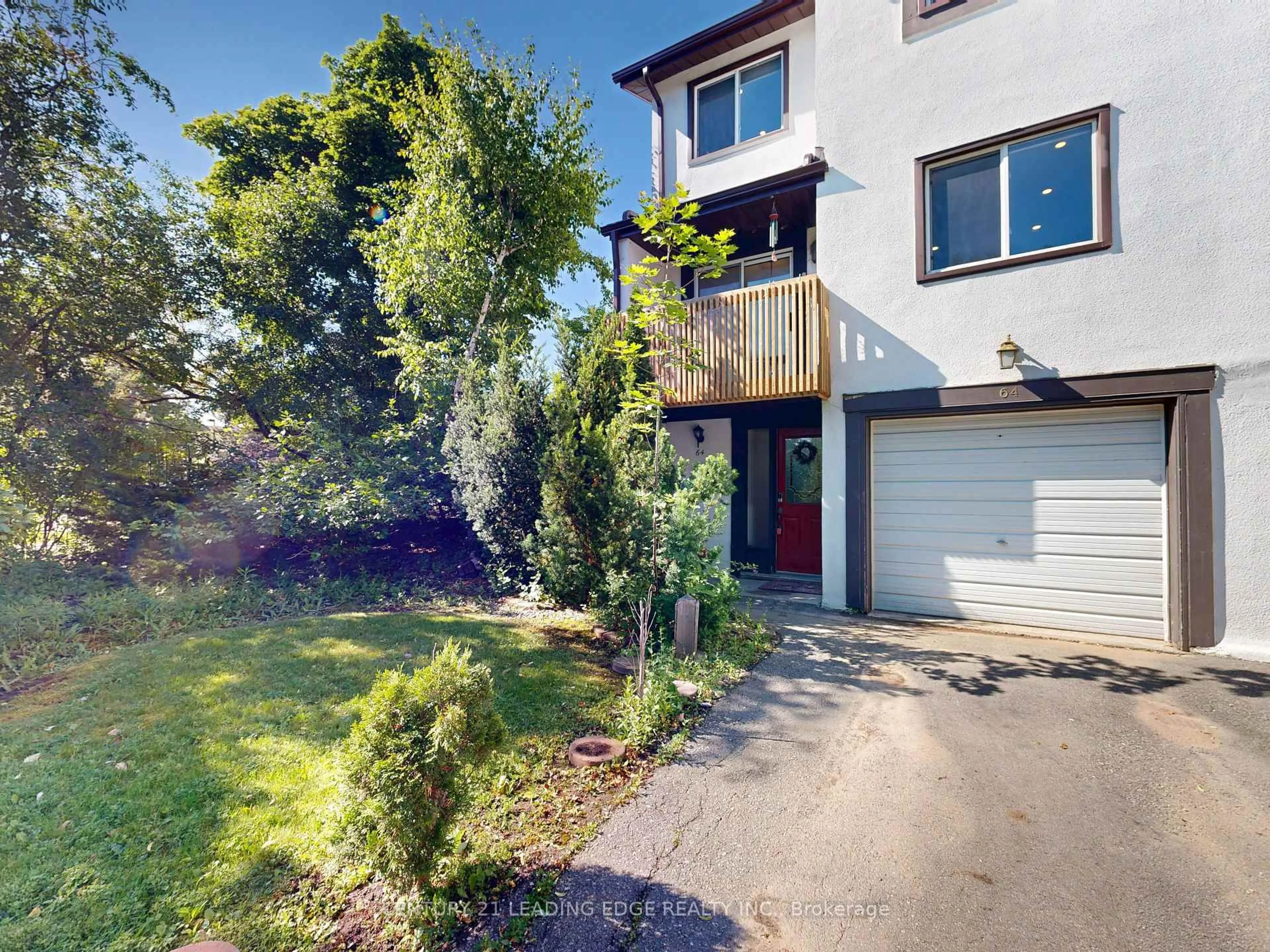 A pic from outside/outdoor area/front of a property/back of a property/a pic from drone, street for 2651 Aquitaine Ave #64, Mississauga Ontario L5N 1V5