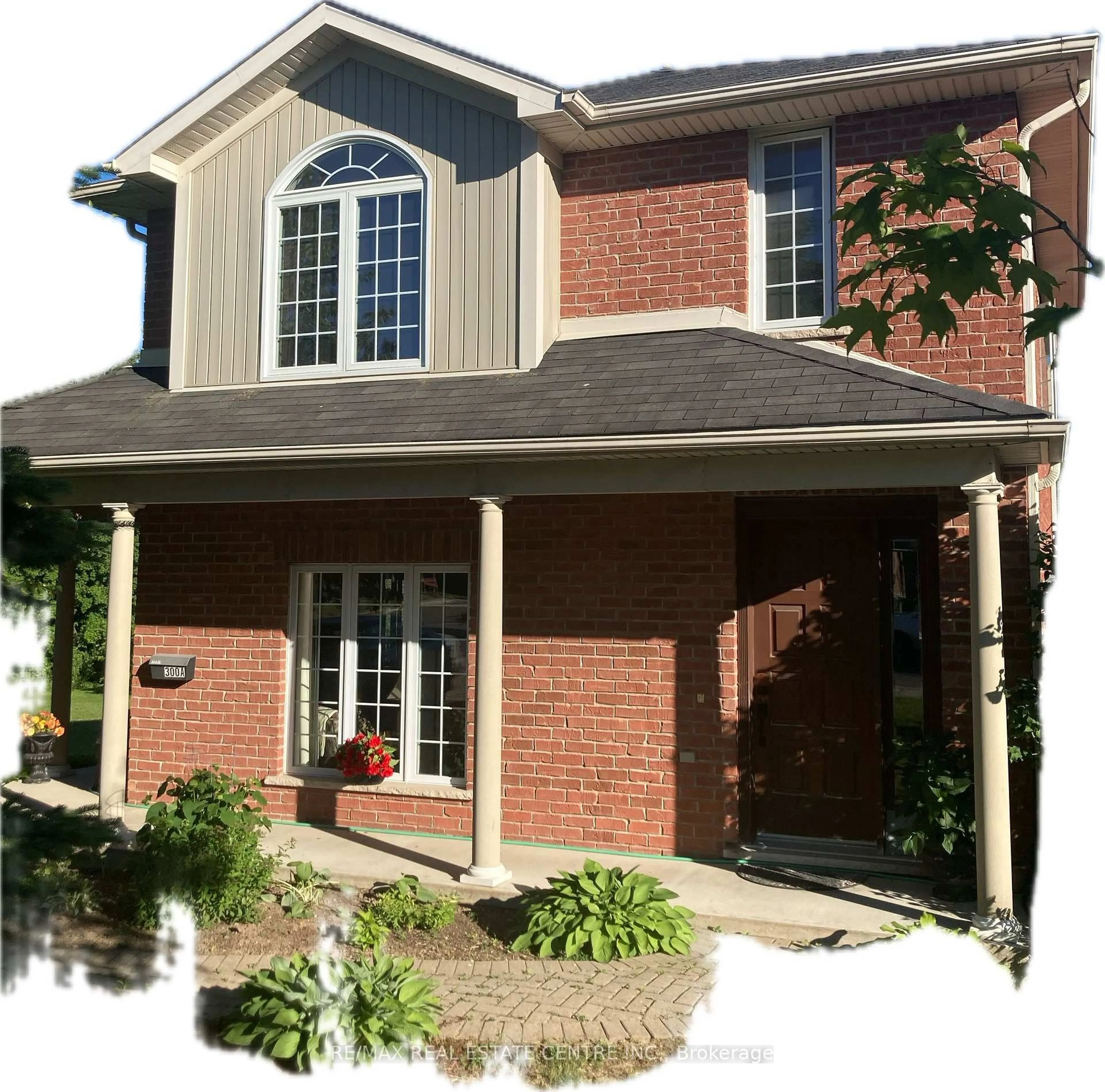 Home with brick exterior material, street for 300 A Broadway, Orangeville Ontario L9W 1L3