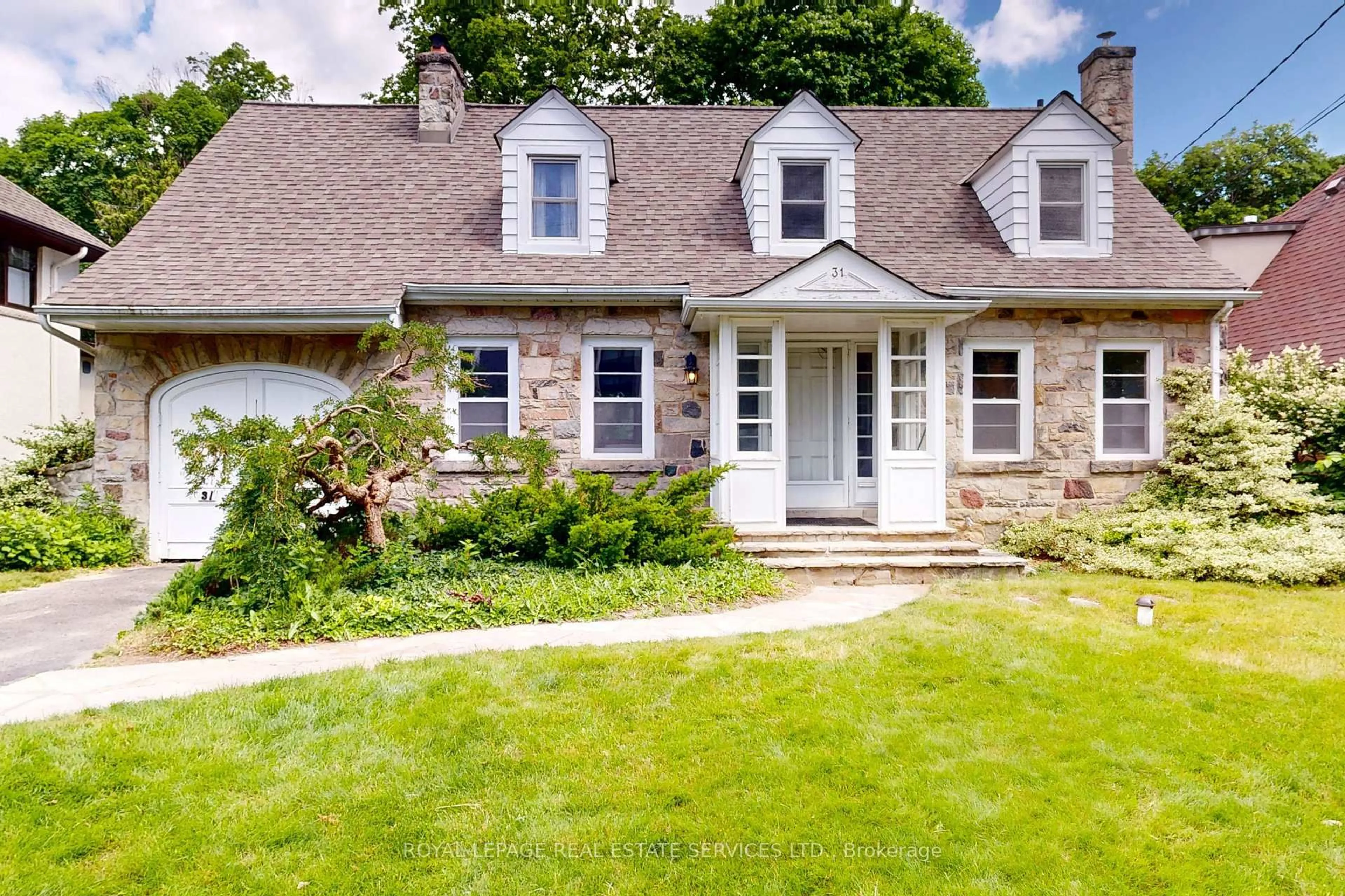 Home with brick exterior material, street for 31 Burnhamthorpe Park Blvd, Toronto Ontario M9A 1H8