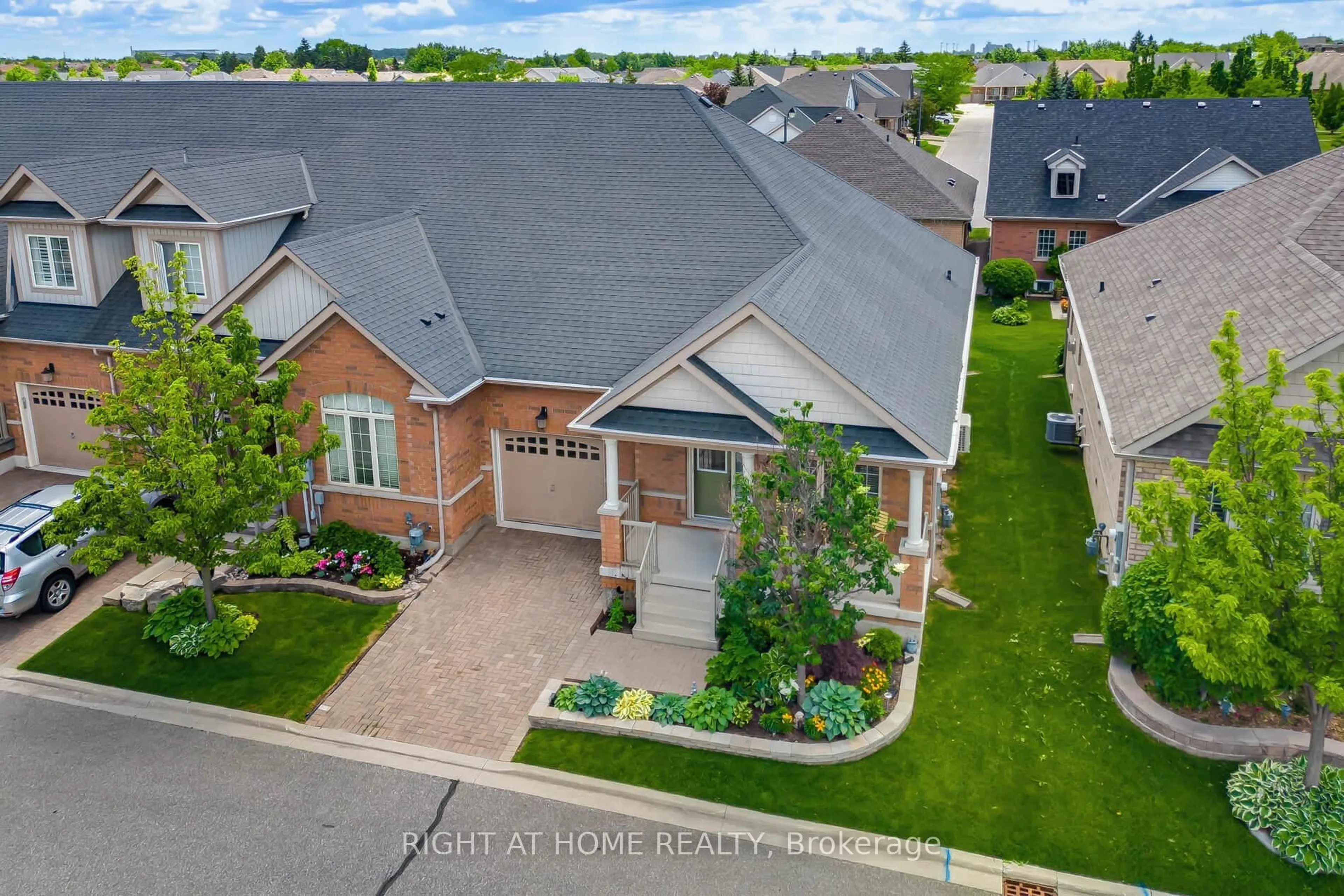 A pic from outside/outdoor area/front of a property/back of a property/a pic from drone, street for 39 Lacorra Way, Brampton Ontario L6R 3P2