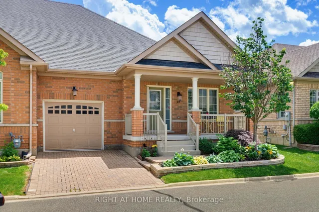 39 Lacorra Way, Brampton 2