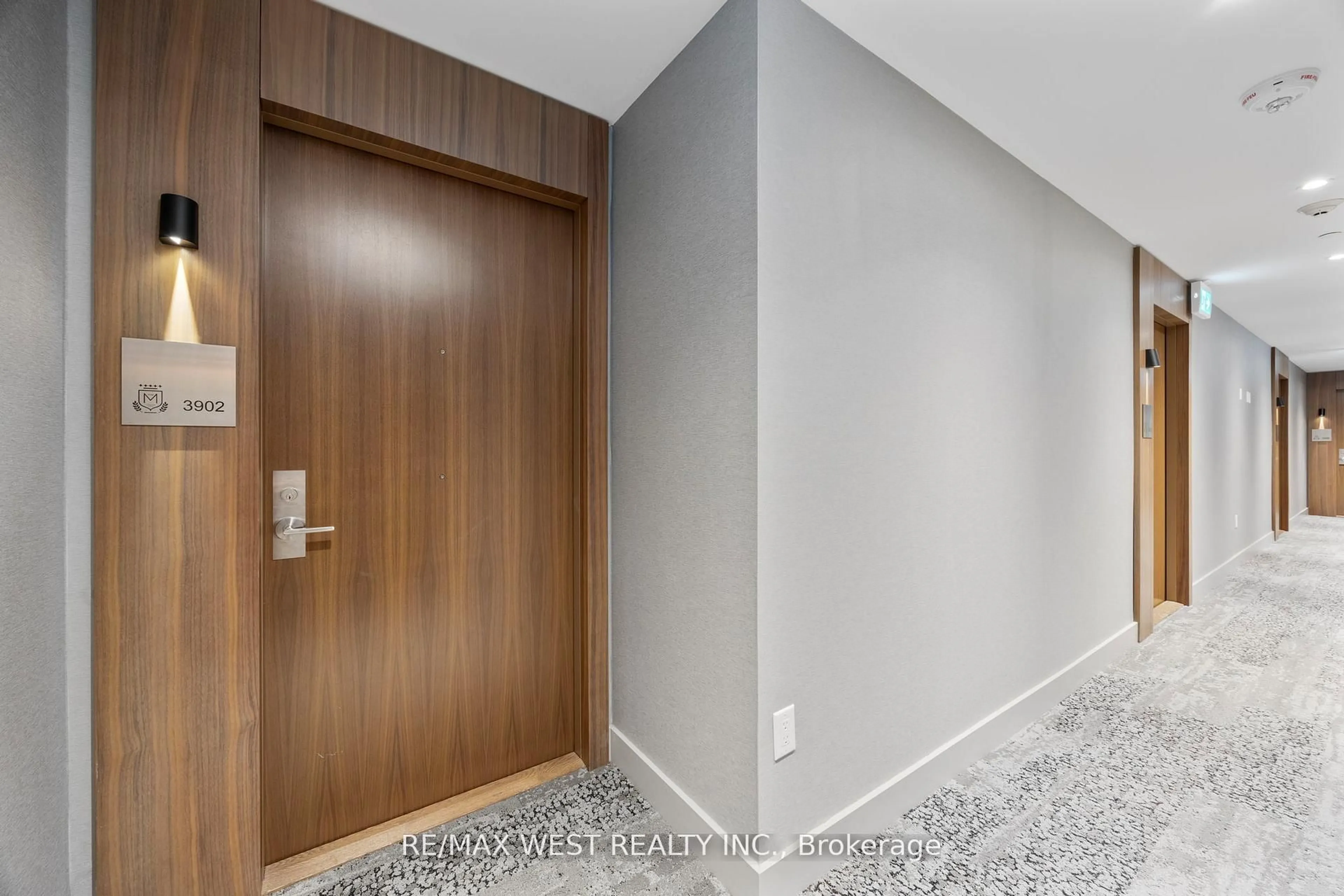 Unknown for 1928 Lake Shore Blvd #3902, Toronto Ontario M6S 0B1