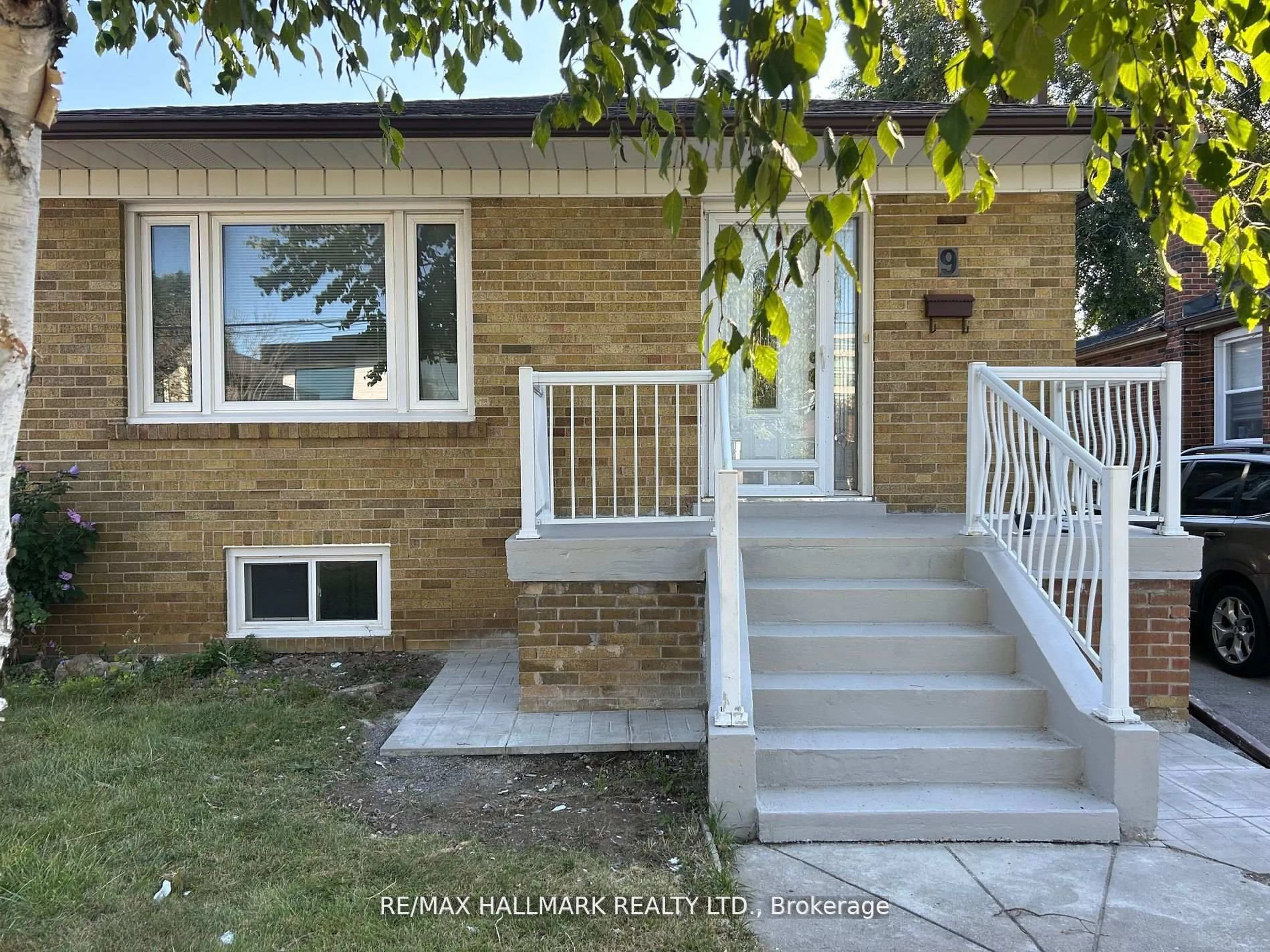 Home with vinyl exterior material, street for 9 Macleod St, Toronto Ontario M6L 2M7