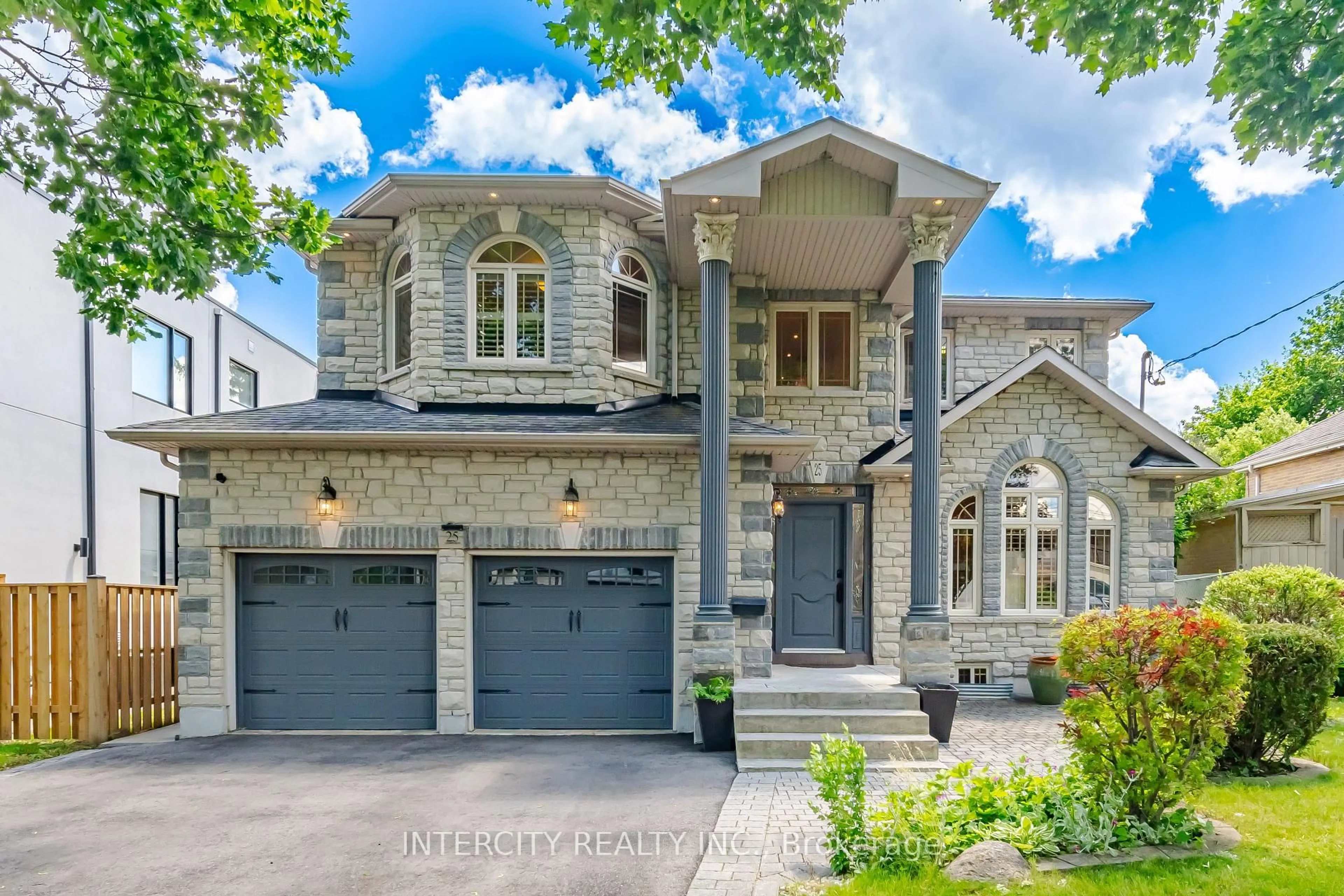 Home with brick exterior material, street for 25 Lockheed Blvd, Toronto Ontario M9P 2H5