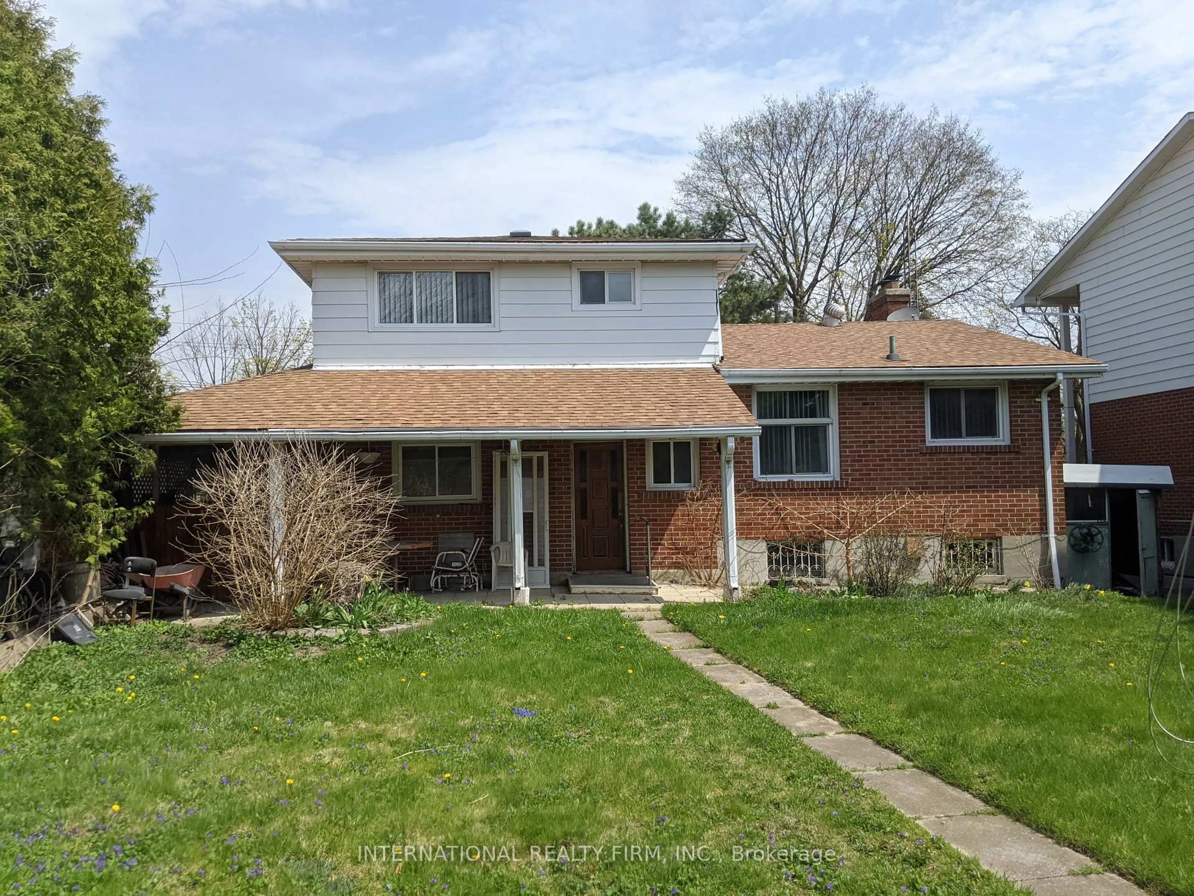 Home with brick exterior material, street for 4026 Wilcox Rd, Mississauga Ontario L4Z 1B7