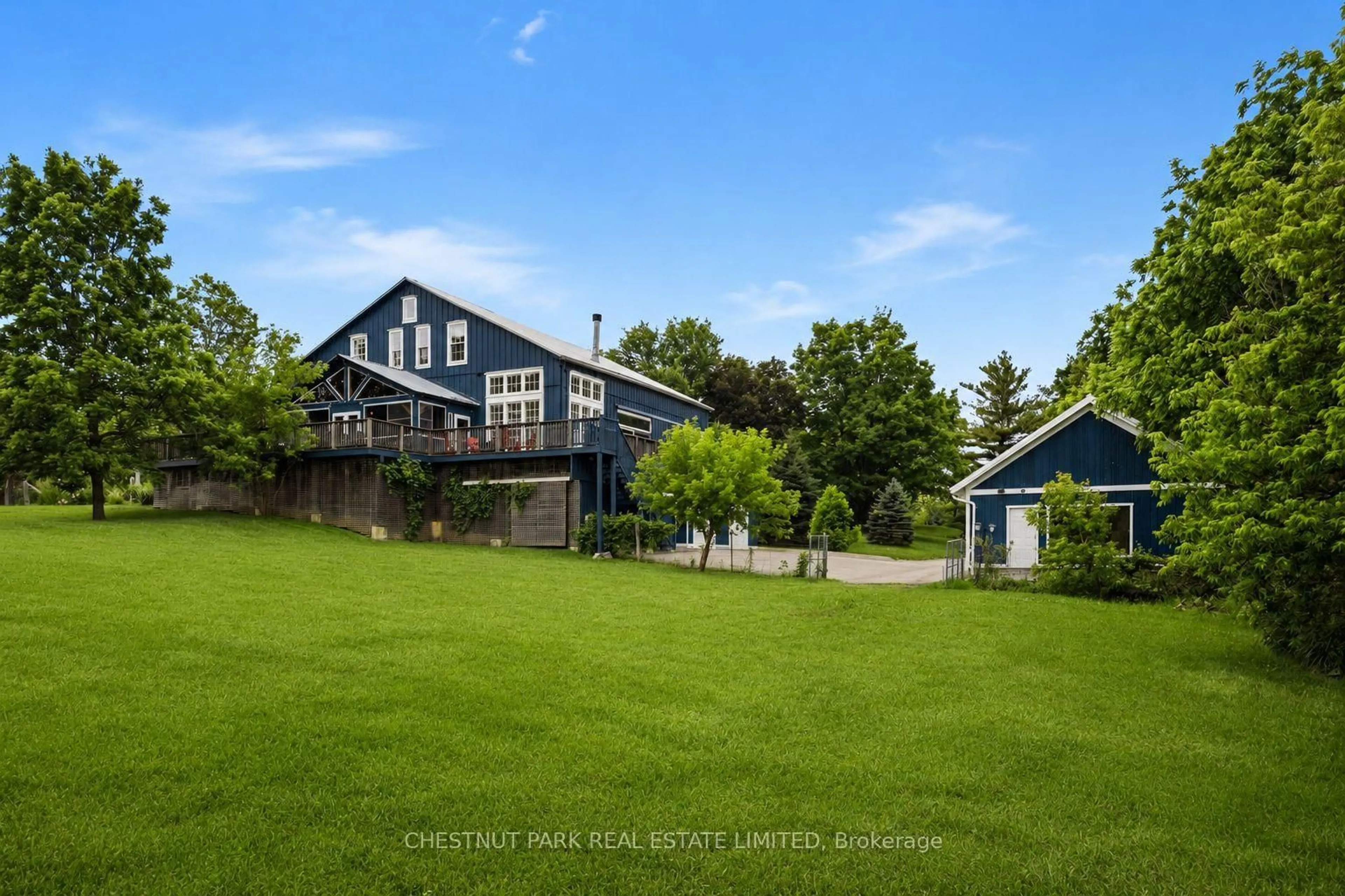 A pic from outside/outdoor area/front of a property/back of a property/a pic from drone, water/lake/river/ocean view for 6115 Guelph Line, Burlington Ontario L7P 0A6
