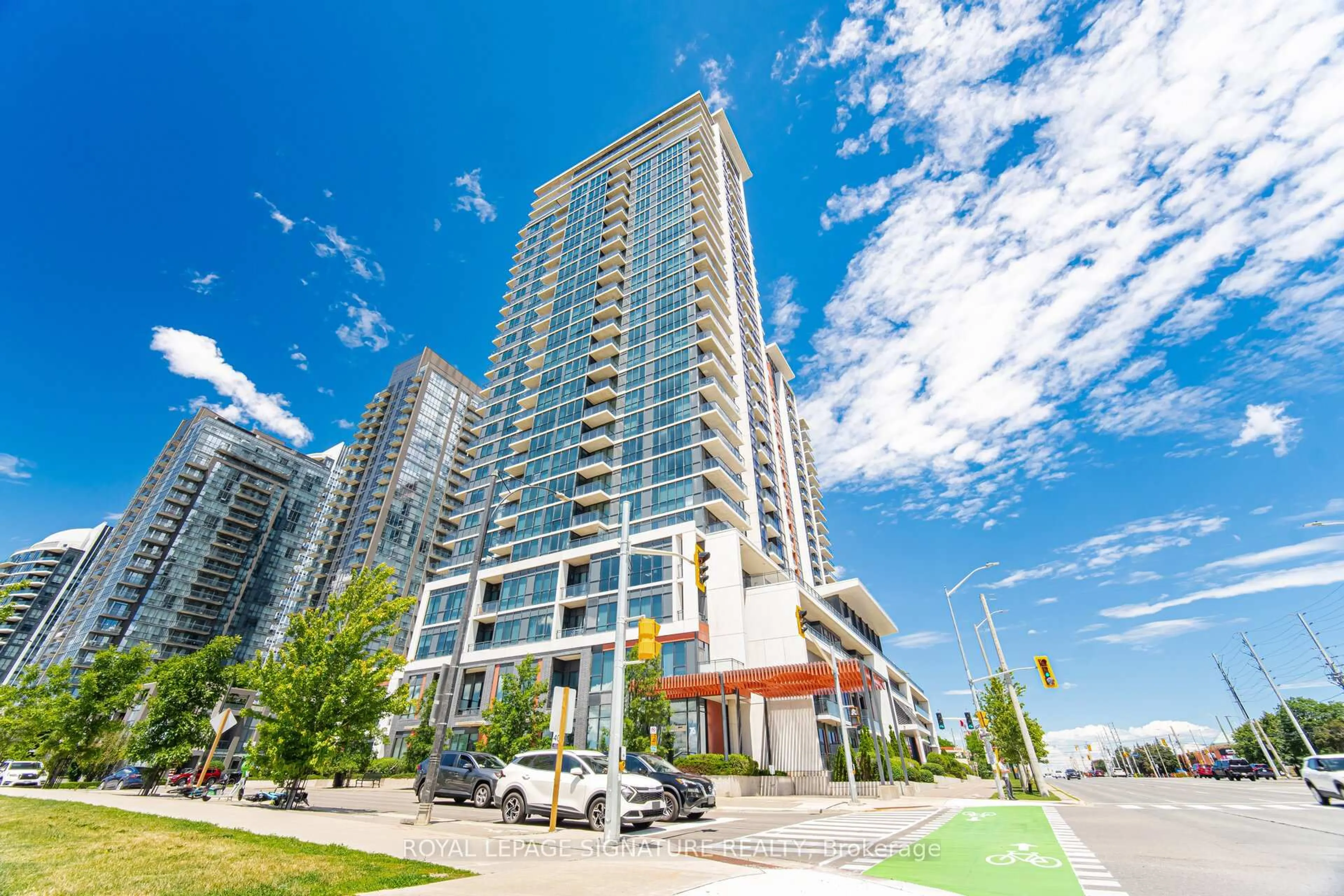 Patio, unknown for 75 Eglinton Ave #2006, Mississauga Ontario L5R 0E5
