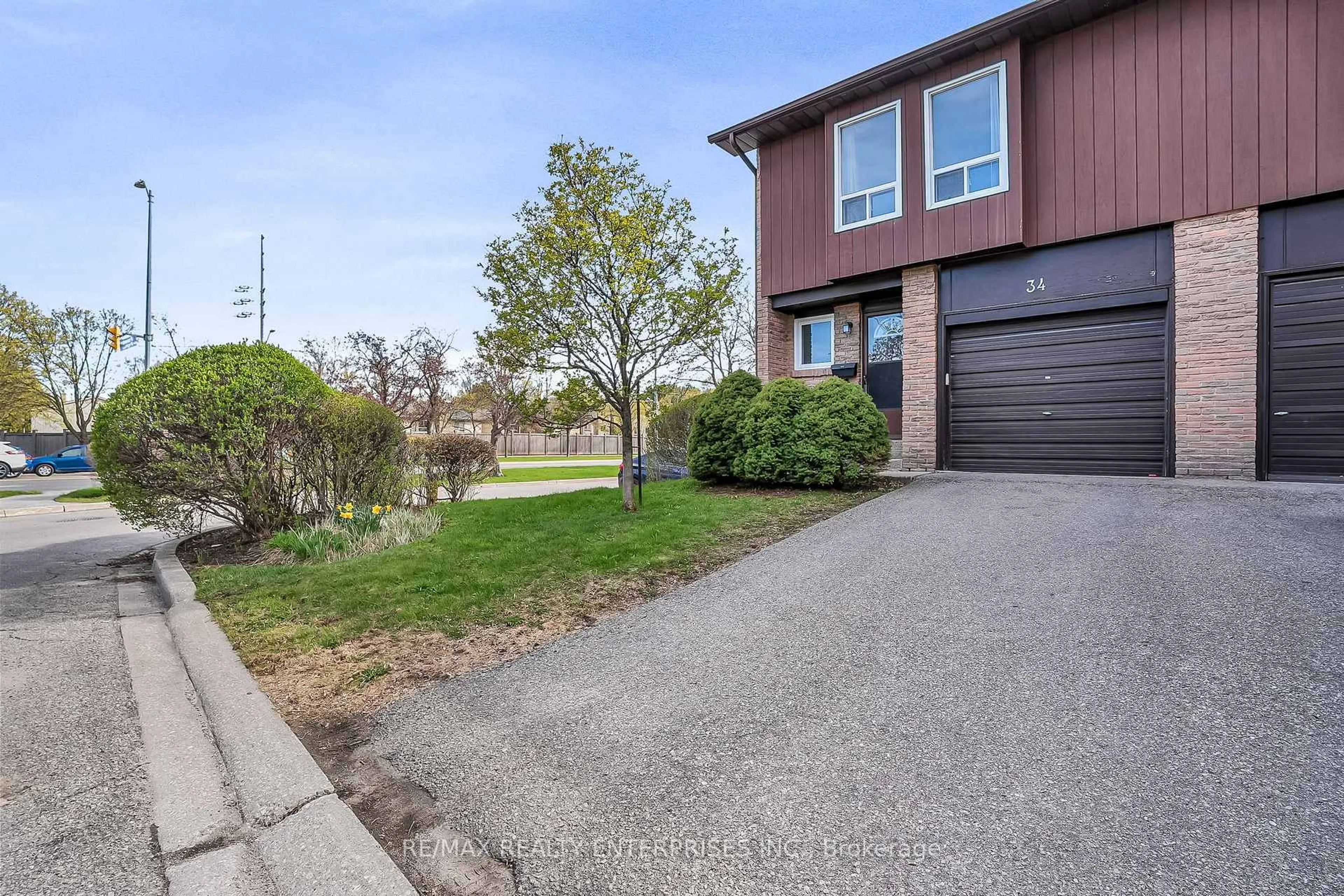 Unknown for 7030 Copenhagen Rd #34, Mississauga Ontario L5N 2P3