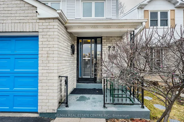 72 Malabar Cres, Brampton 2