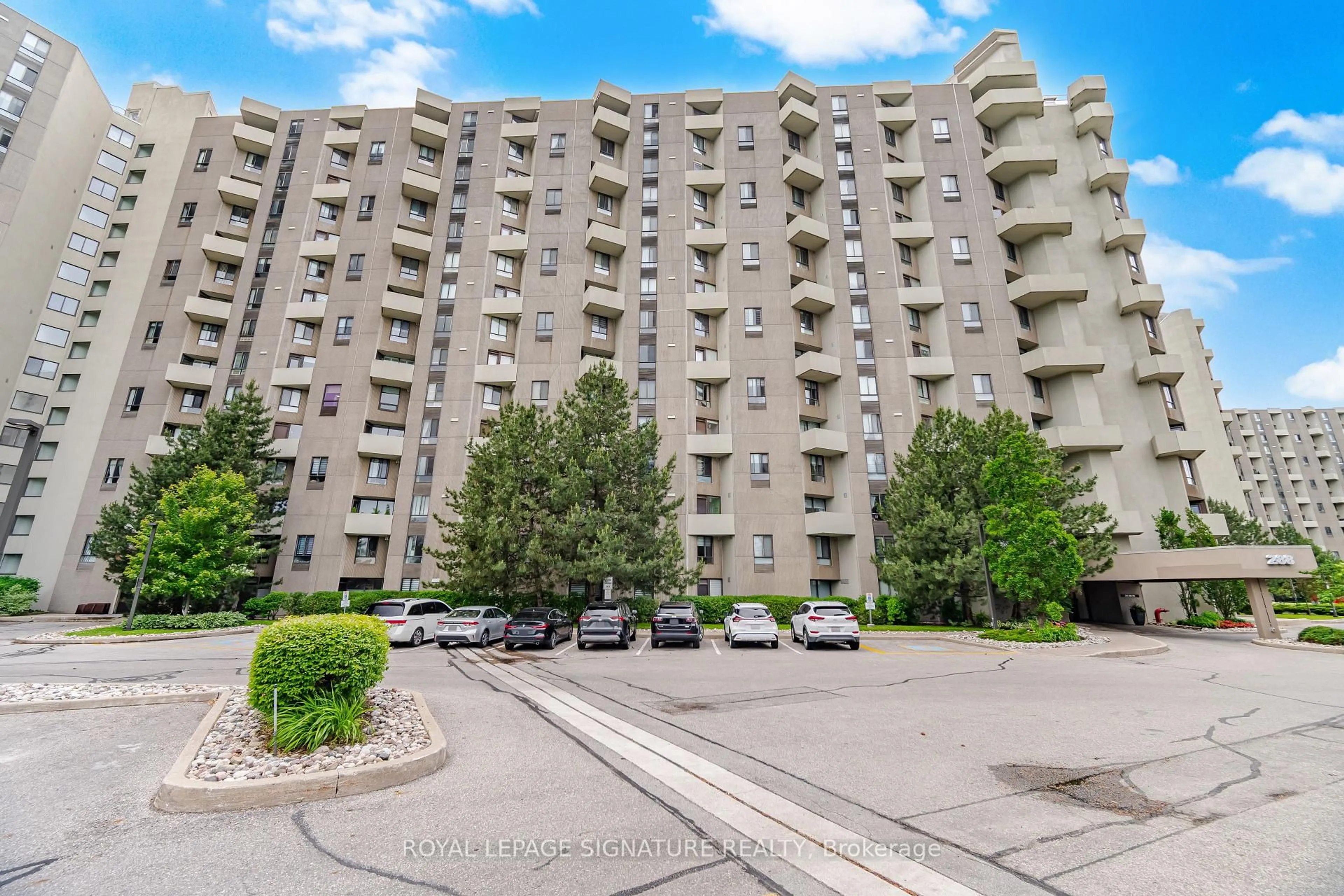 Patio, unknown for 288 Mill Rd #D20, Toronto Ontario M9C 4X7