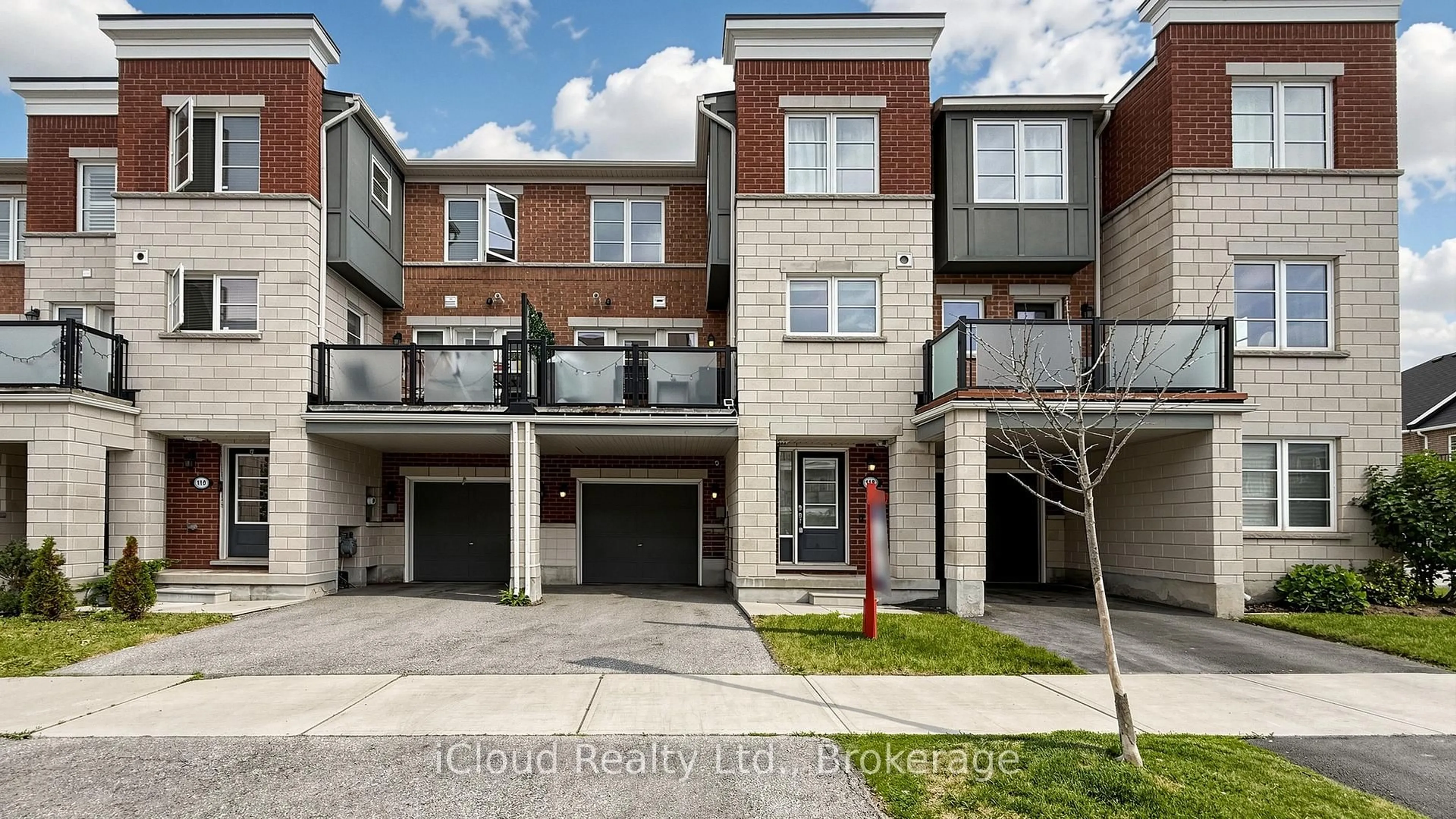Home with brick exterior material, street for 118 Baycliffe Cres, Brampton Ontario L7A 3Z4