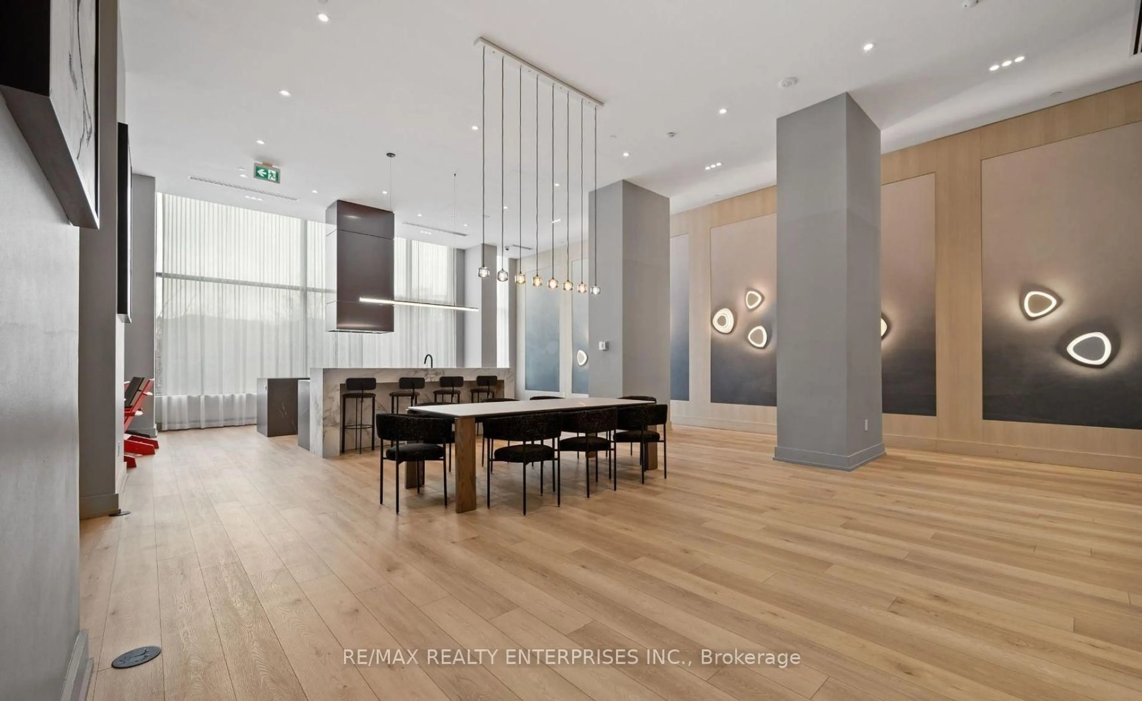 Unknown for 1063 Douglas McCurdy Common #312, Mississauga Ontario L5G 0C5