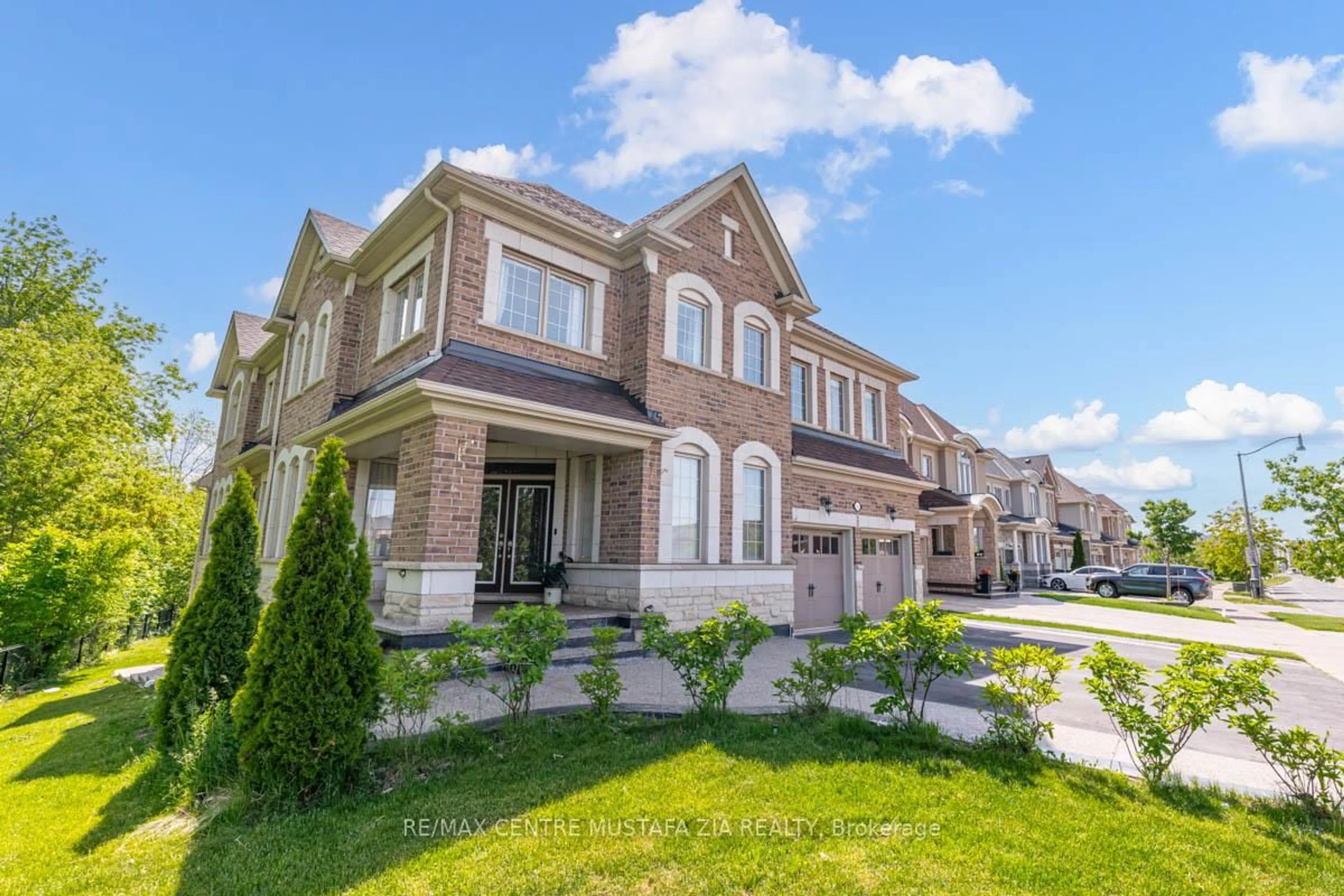 Home with brick exterior material, street for 188 Elbern Markell Dr, Brampton Ontario L6X 2Z9