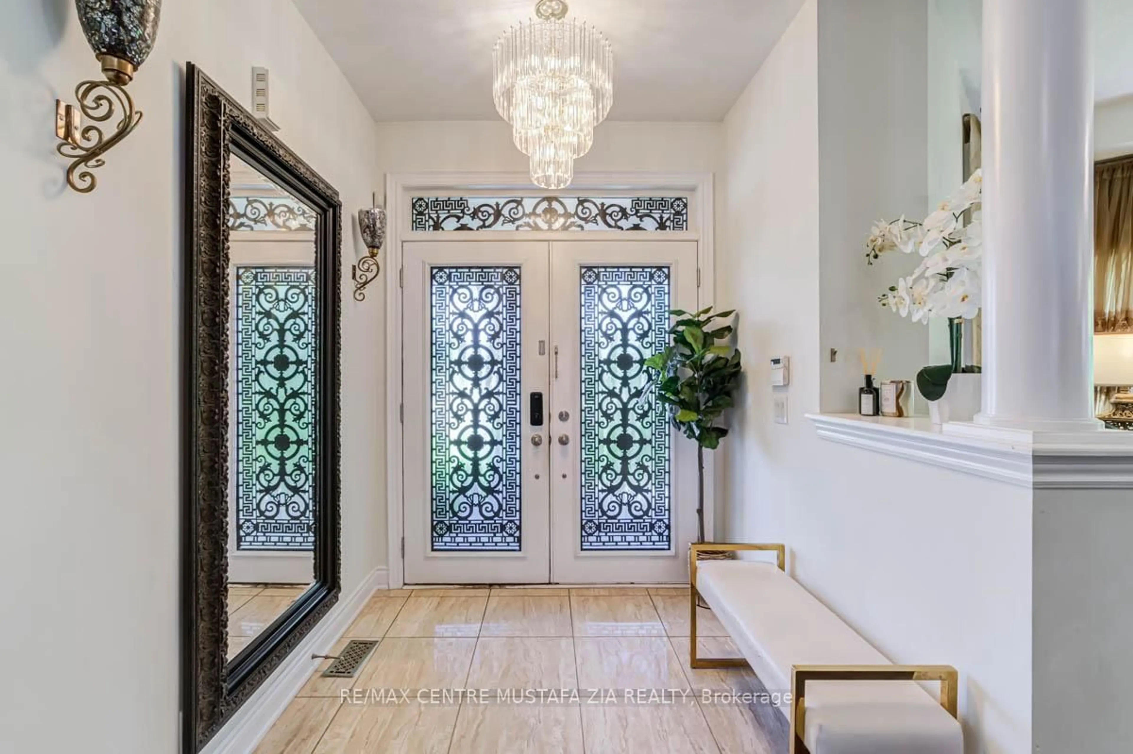 Indoor entryway for 188 Elbern Markell Dr, Brampton Ontario L6X 2Z9