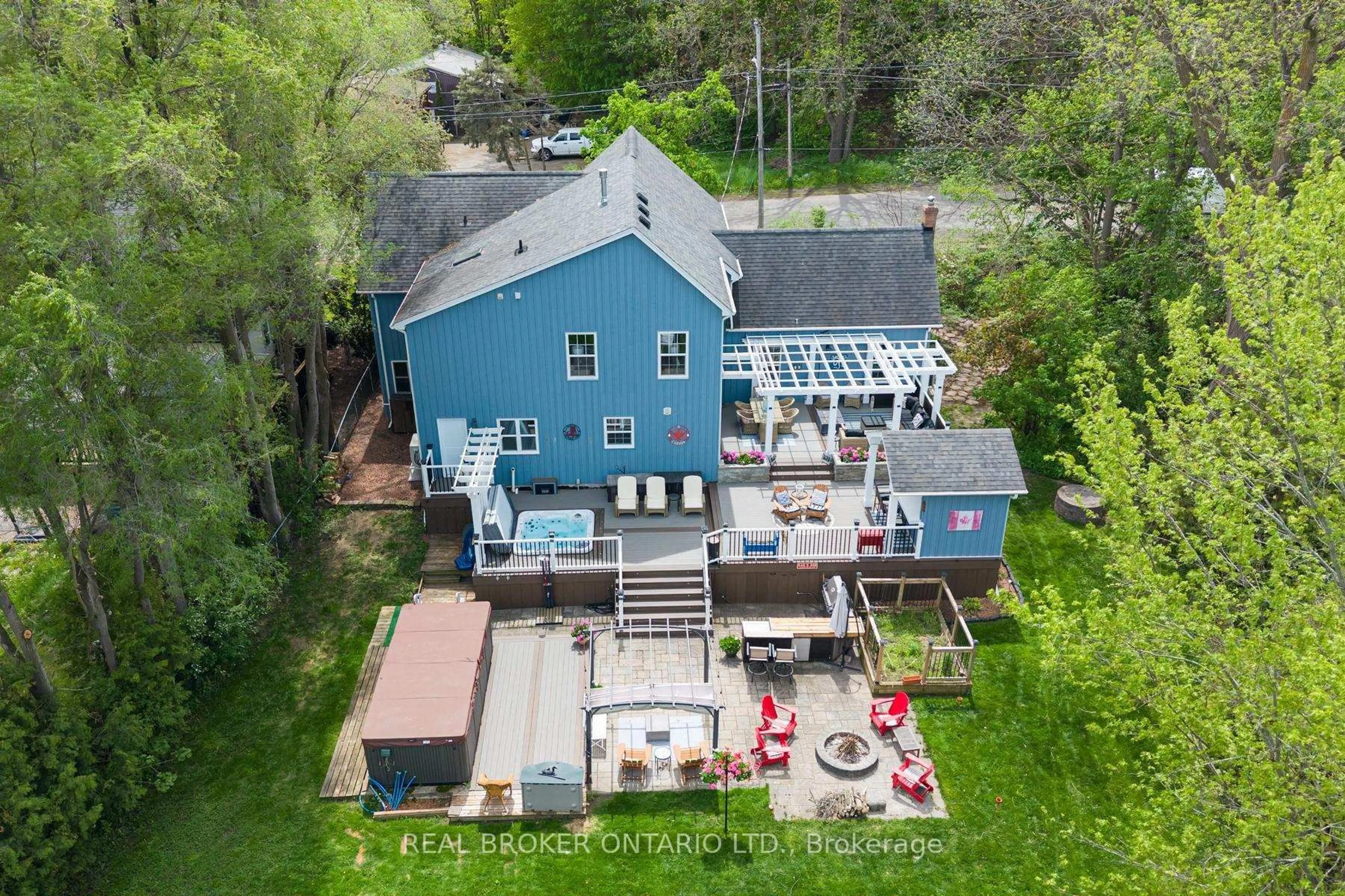 A pic from outside/outdoor area/front of a property/back of a property/a pic from drone, water/lake/river/ocean view for 25 Stewarttown Rd, Halton Hills Ontario L7G 4S5