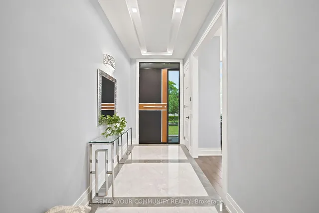 59 Cynthia Rd, Toronto 4