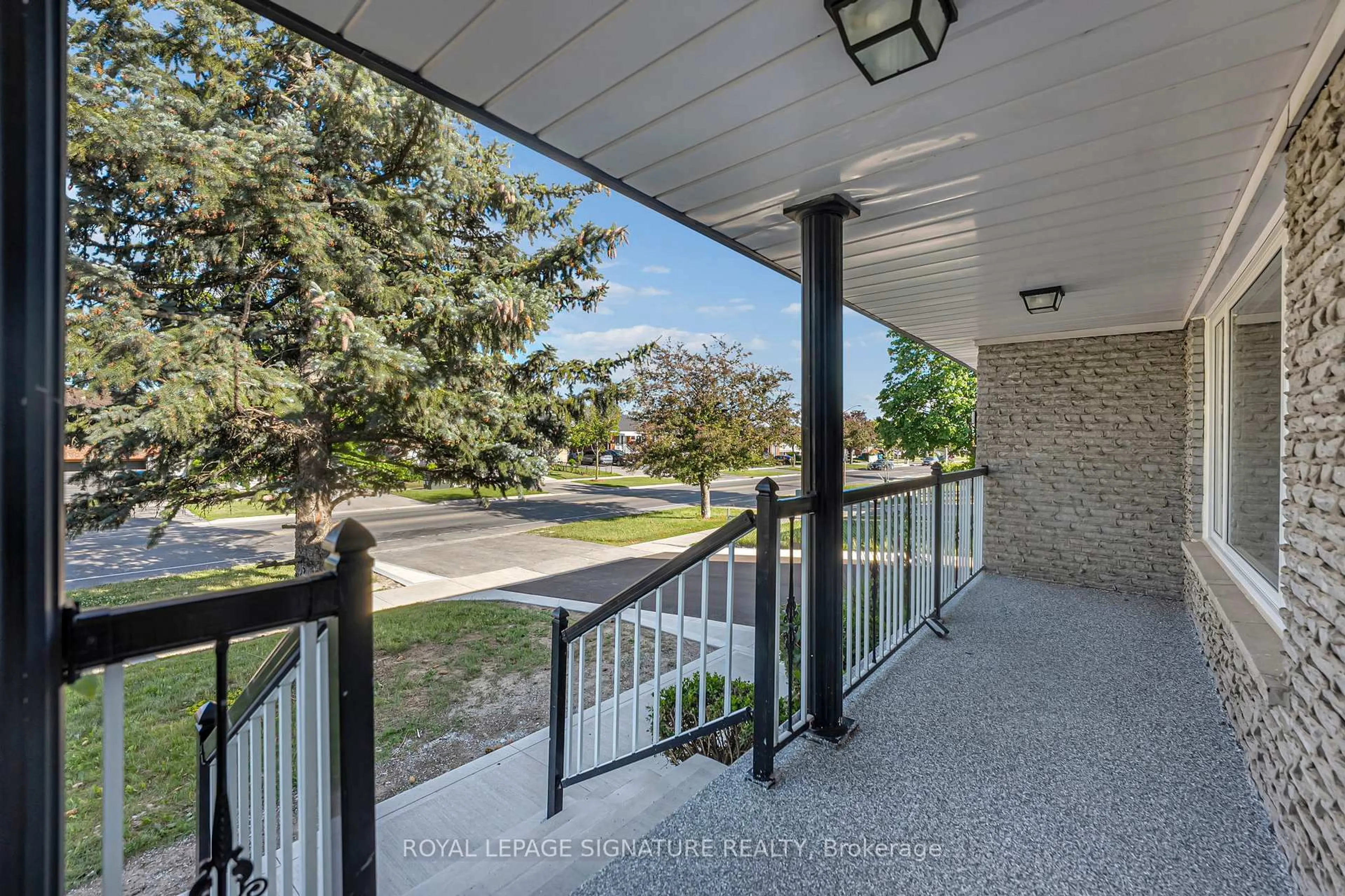 Unknown for 3263 Morning Star Dr, Mississauga Ontario L4T 1X6