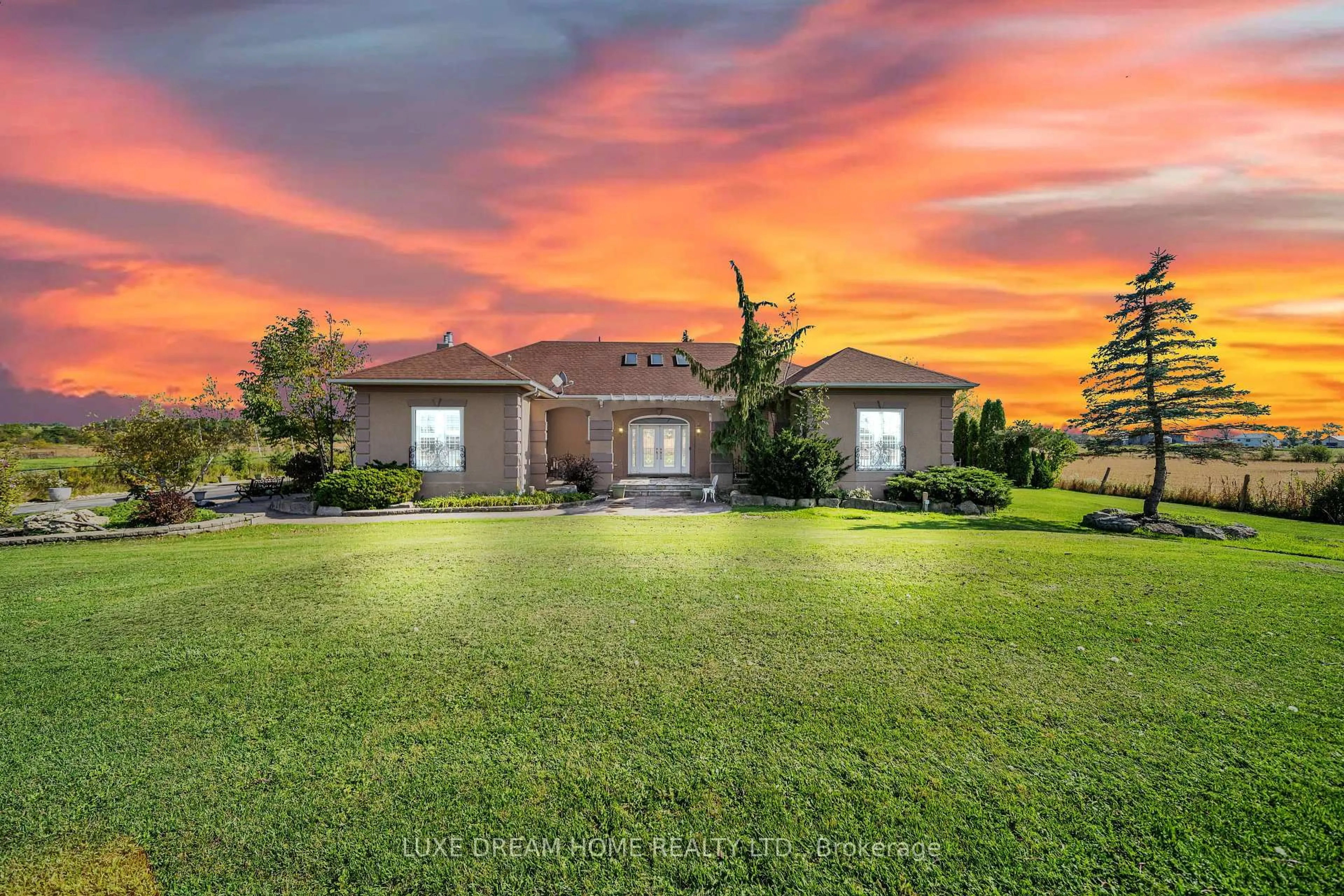 A pic from outside/outdoor area/front of a property/back of a property/a pic from drone, water/lake/river/ocean view for 3006 Lower Base Line, Milton Ontario L9T 2X5