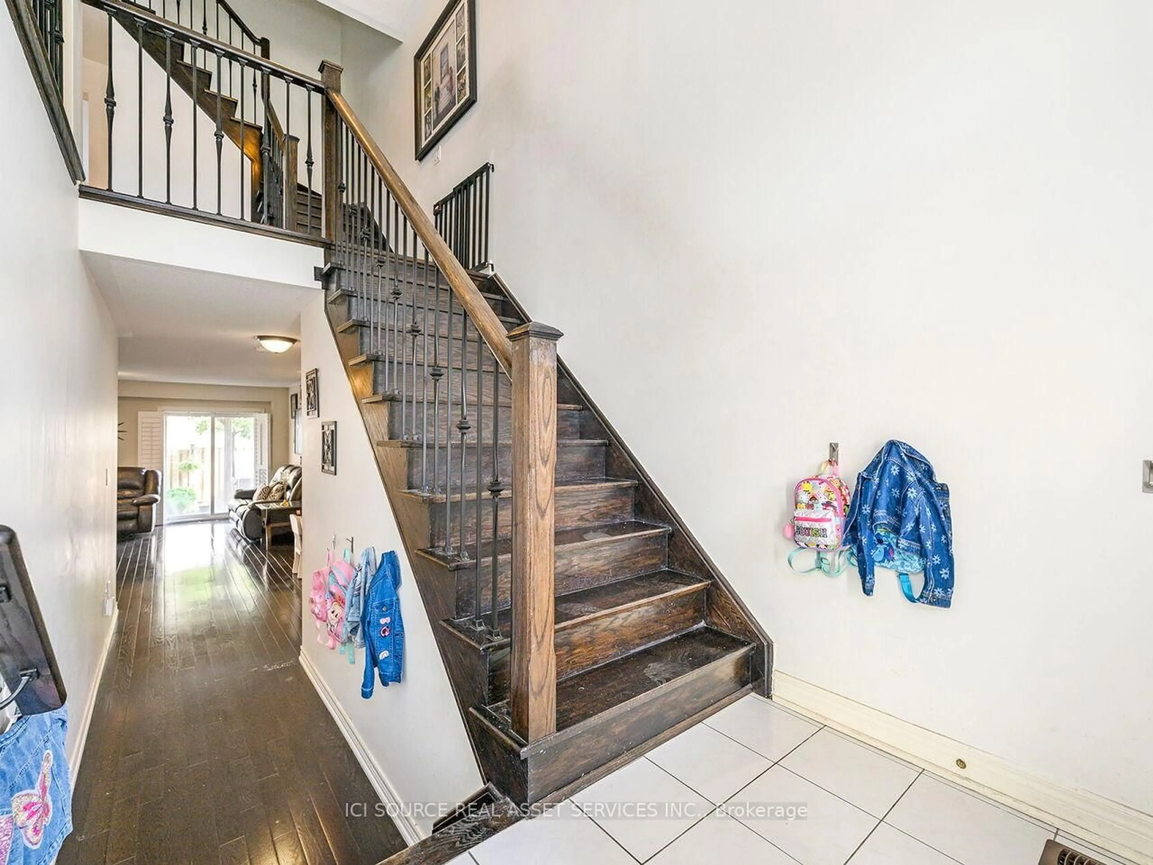 Unknown for 38 Betty Nagle St, Toronto Ontario M9M 0E2