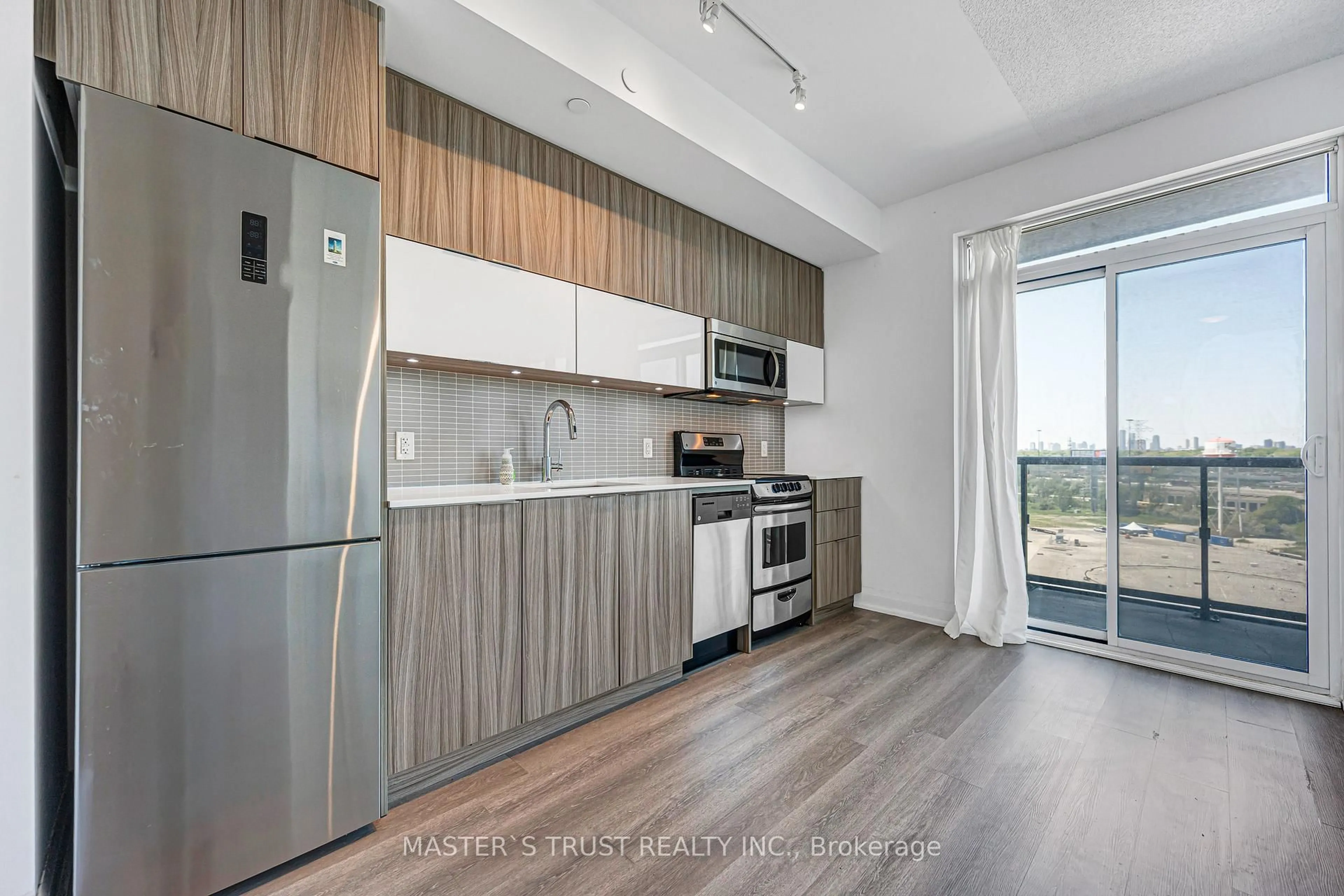 Standard kitchen, wood/laminate floor for 56 Annie Craig Dr ##1109, Toronto Ontario M8V 0C8