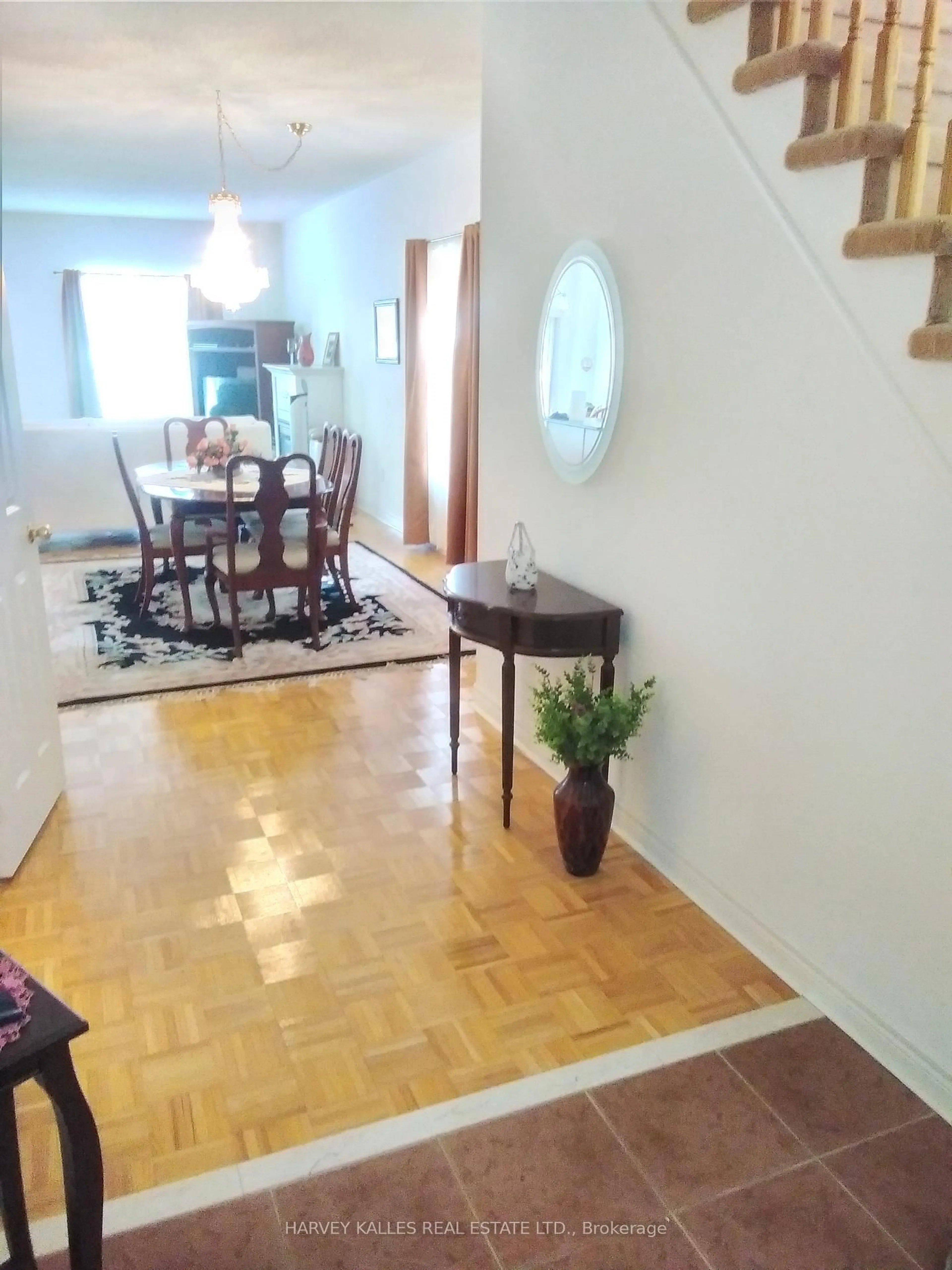 Unknown for 5561 Katy Gate, Mississauga Ontario L5M 7M9