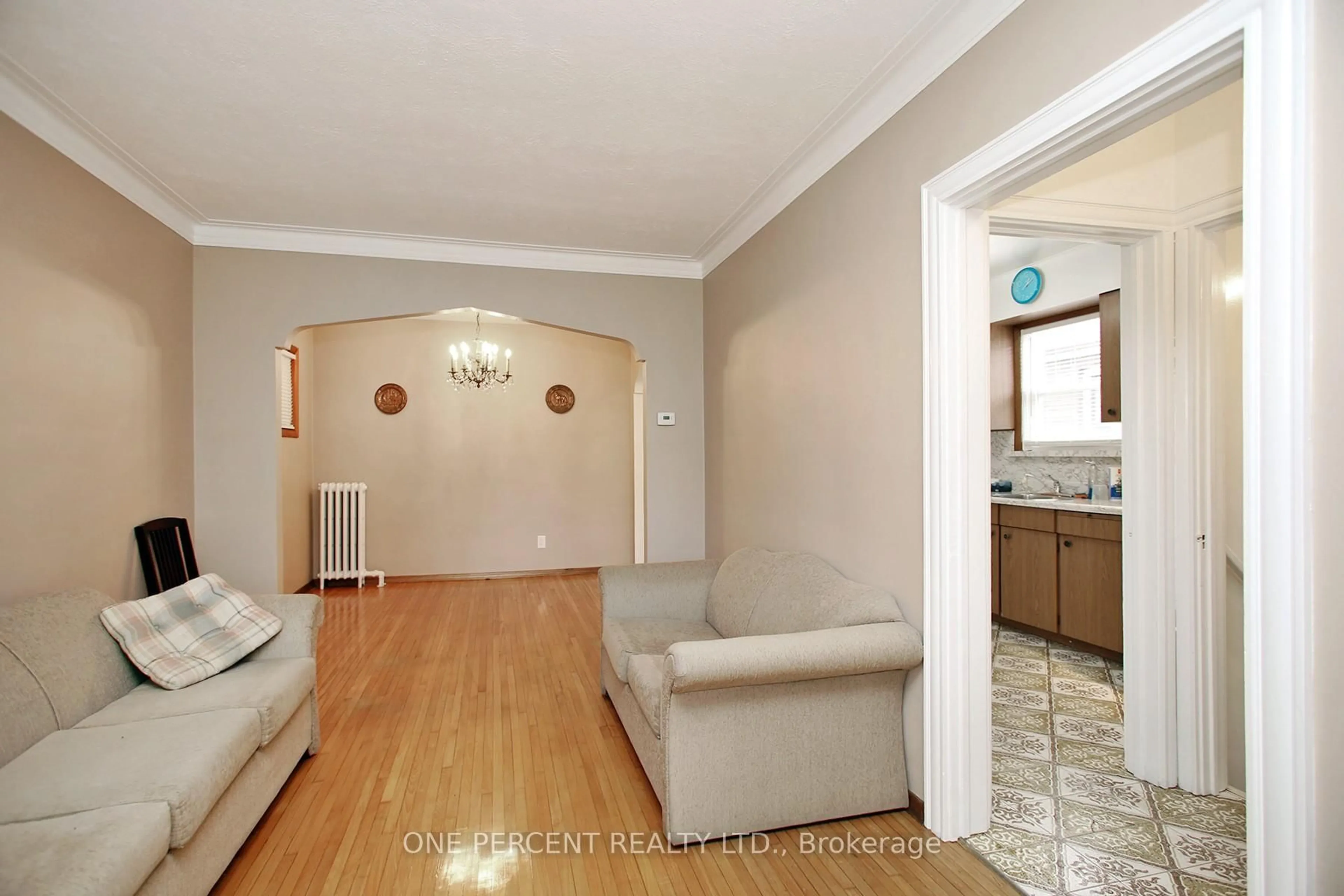 Living room with furniture, unknown for 227 Livingstone Ave, Toronto Ontario M6E 2M3