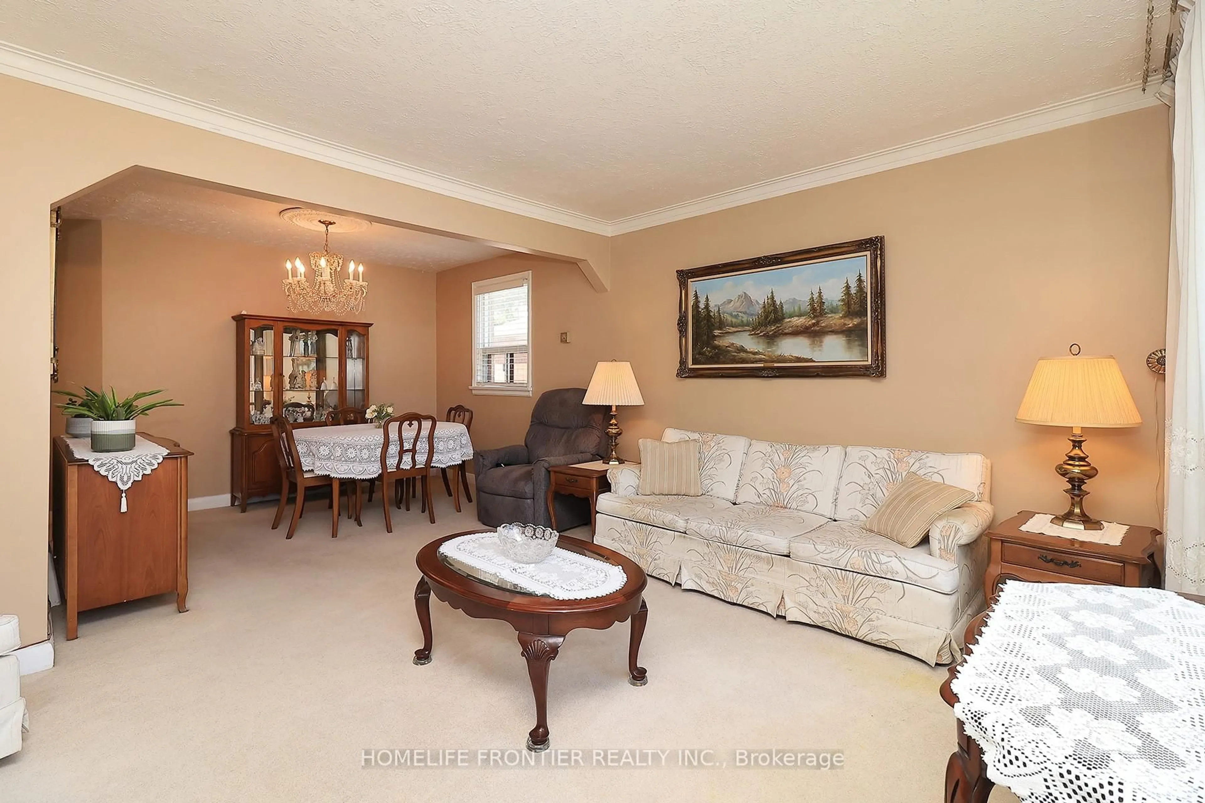 Living room with furniture, unknown for 120 North Carson St, Toronto Ontario M8W 4C8