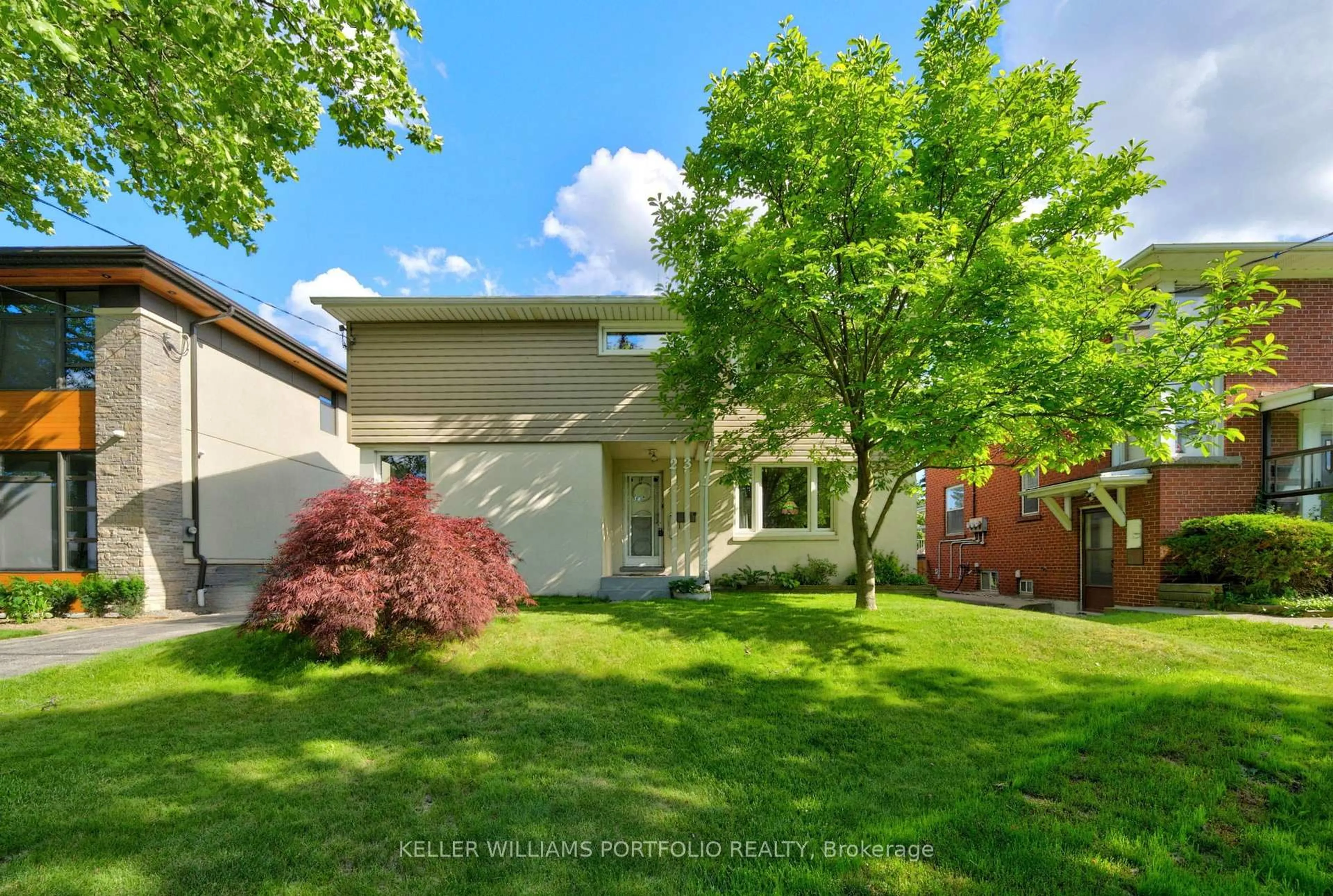 Unknown for 23 Graystone Gdns, Toronto Ontario M8Z 3C2