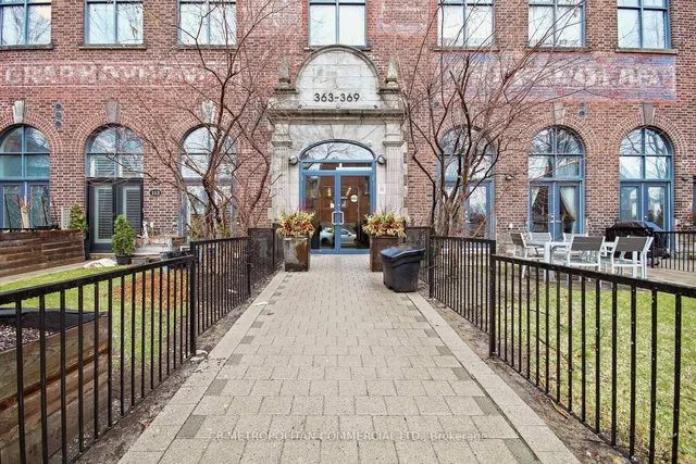 363 Sorauren Ave #405, Toronto 3