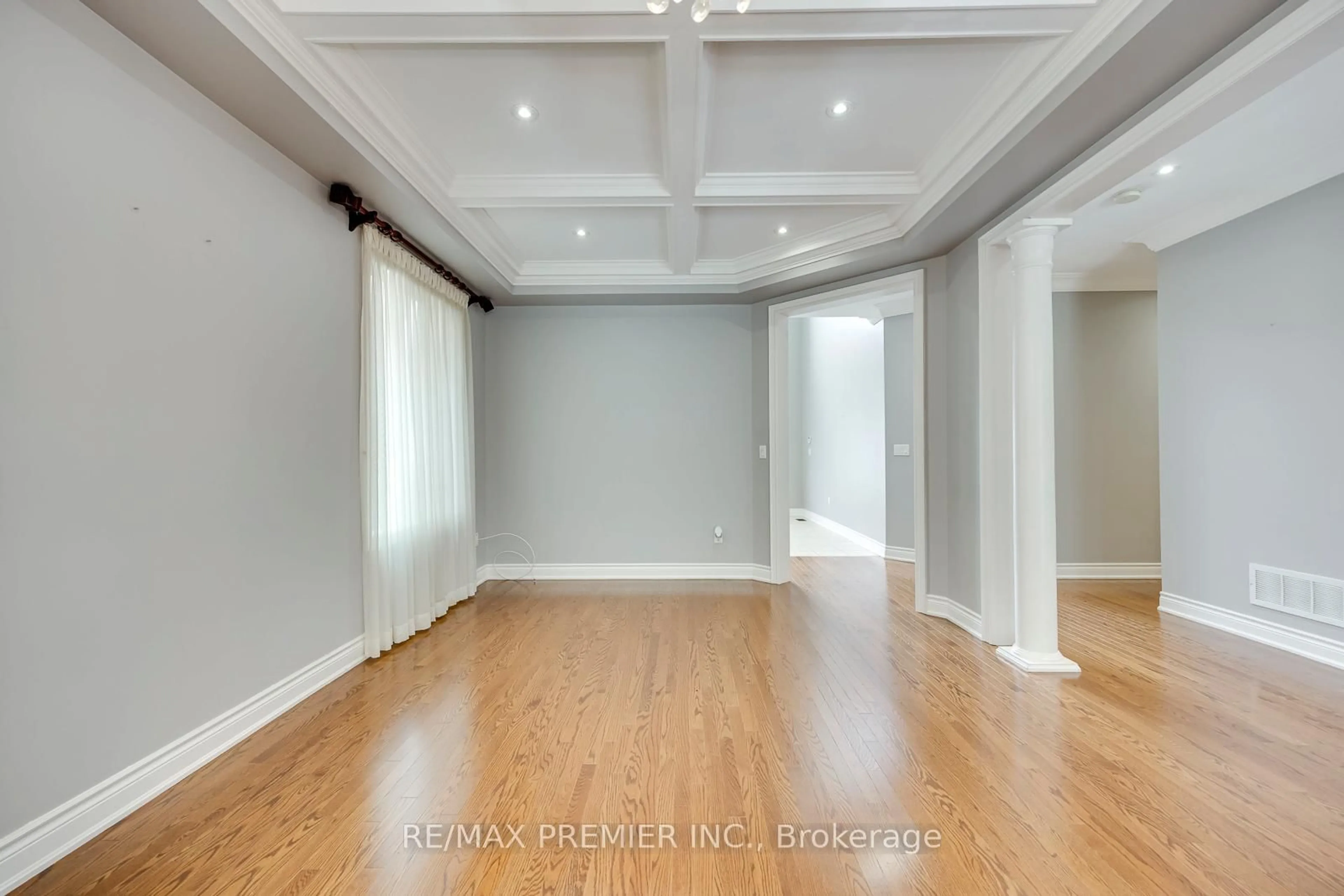 Unknown for 26 Maybeck Dr, Brampton Ontario L6X 0Z1