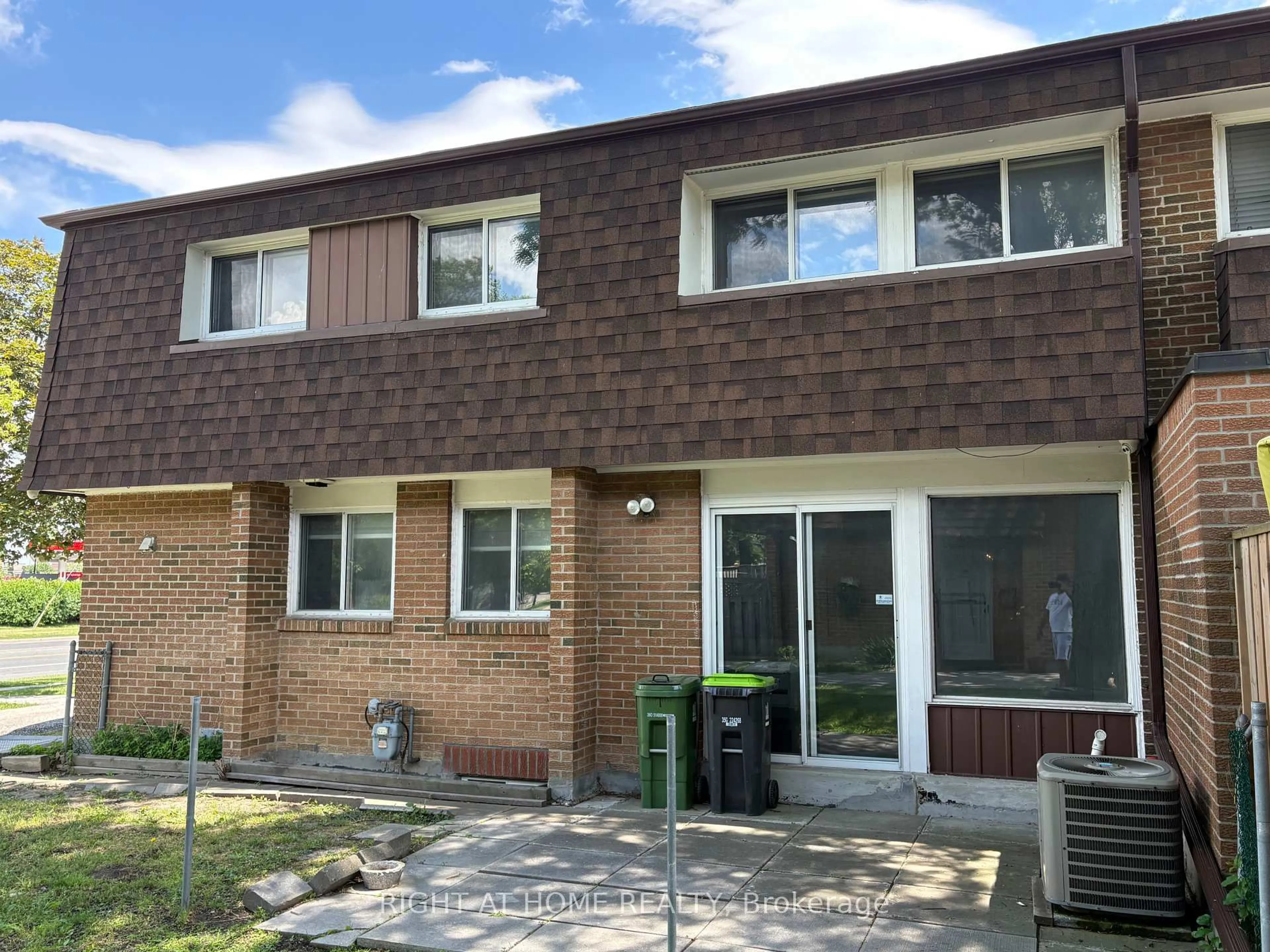 Home with brick exterior material, street for 16 Litchfield Crt #115, Toronto Ontario M9V 2A8