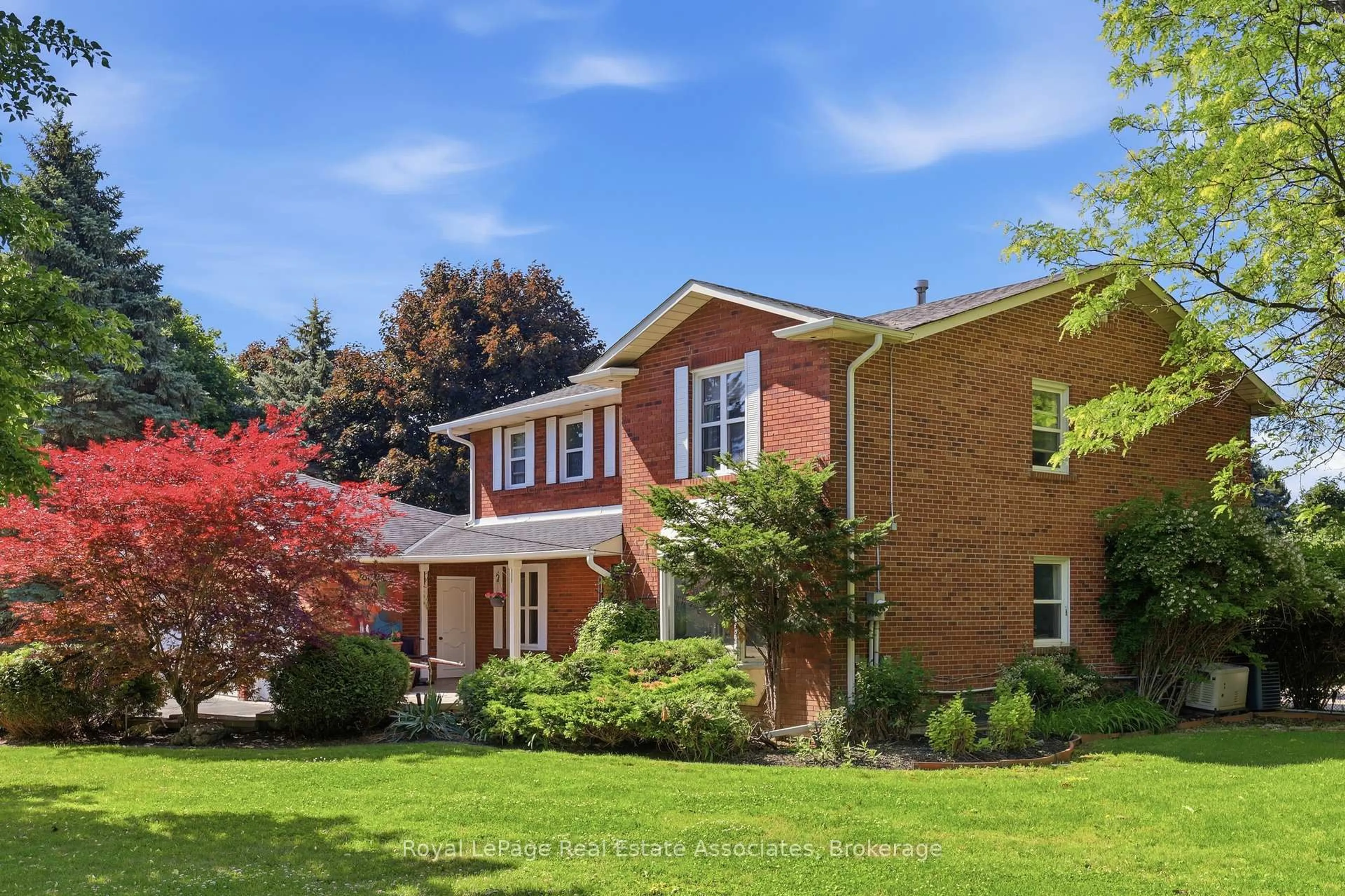 Home with brick exterior material, street for 5 Huttonville Dr, Brampton Ontario L6X 0C2