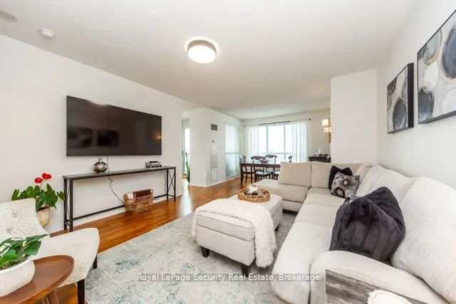 38 Fontenay Crt #1402, Toronto 5