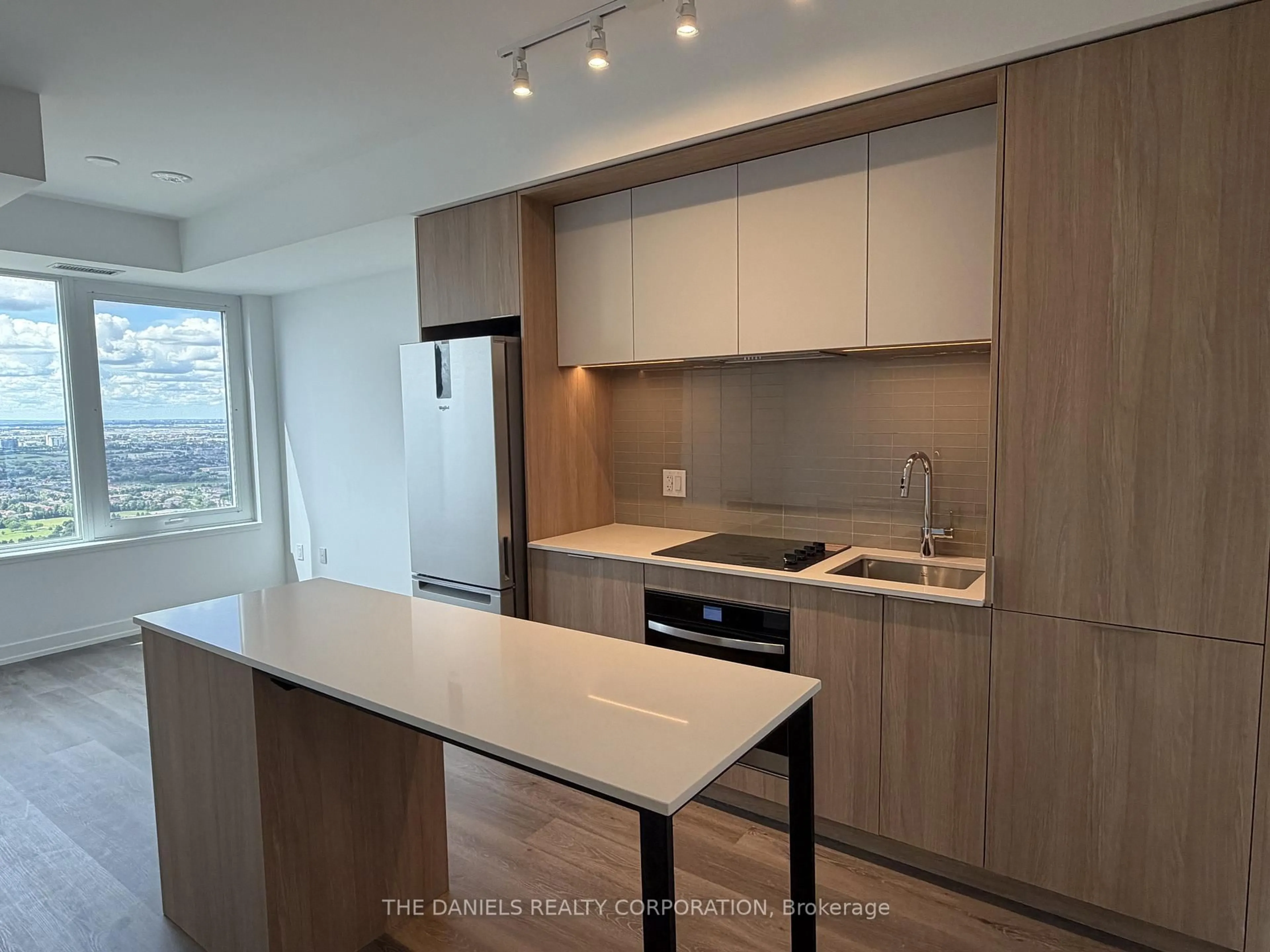 Standard kitchen, unknown for 395 Square One Dr #4502, Mississauga Ontario L5B 0P6